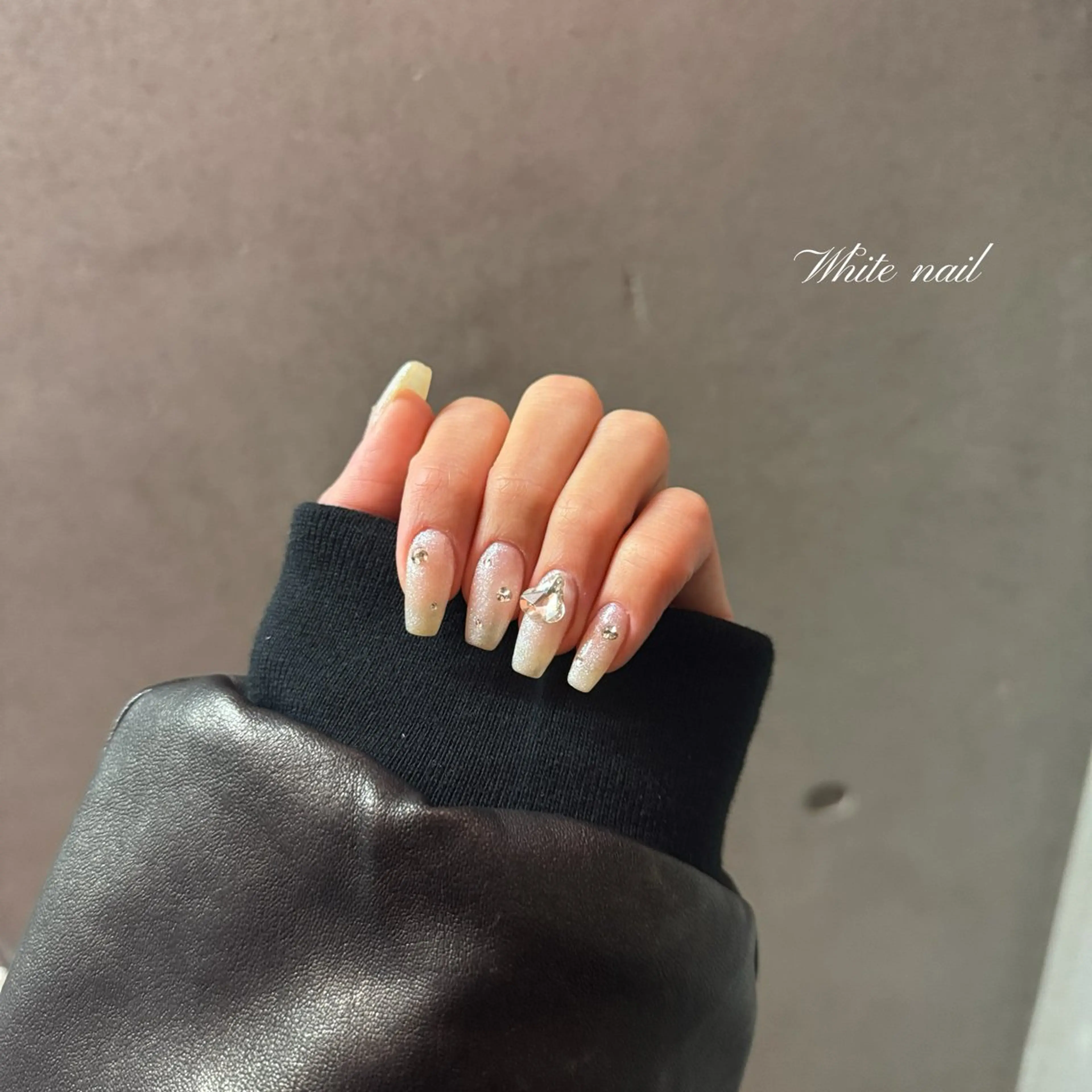 ネイル ハンドネイル UnFLAIR 麻布十番店🧸NAOのネイルデザイン