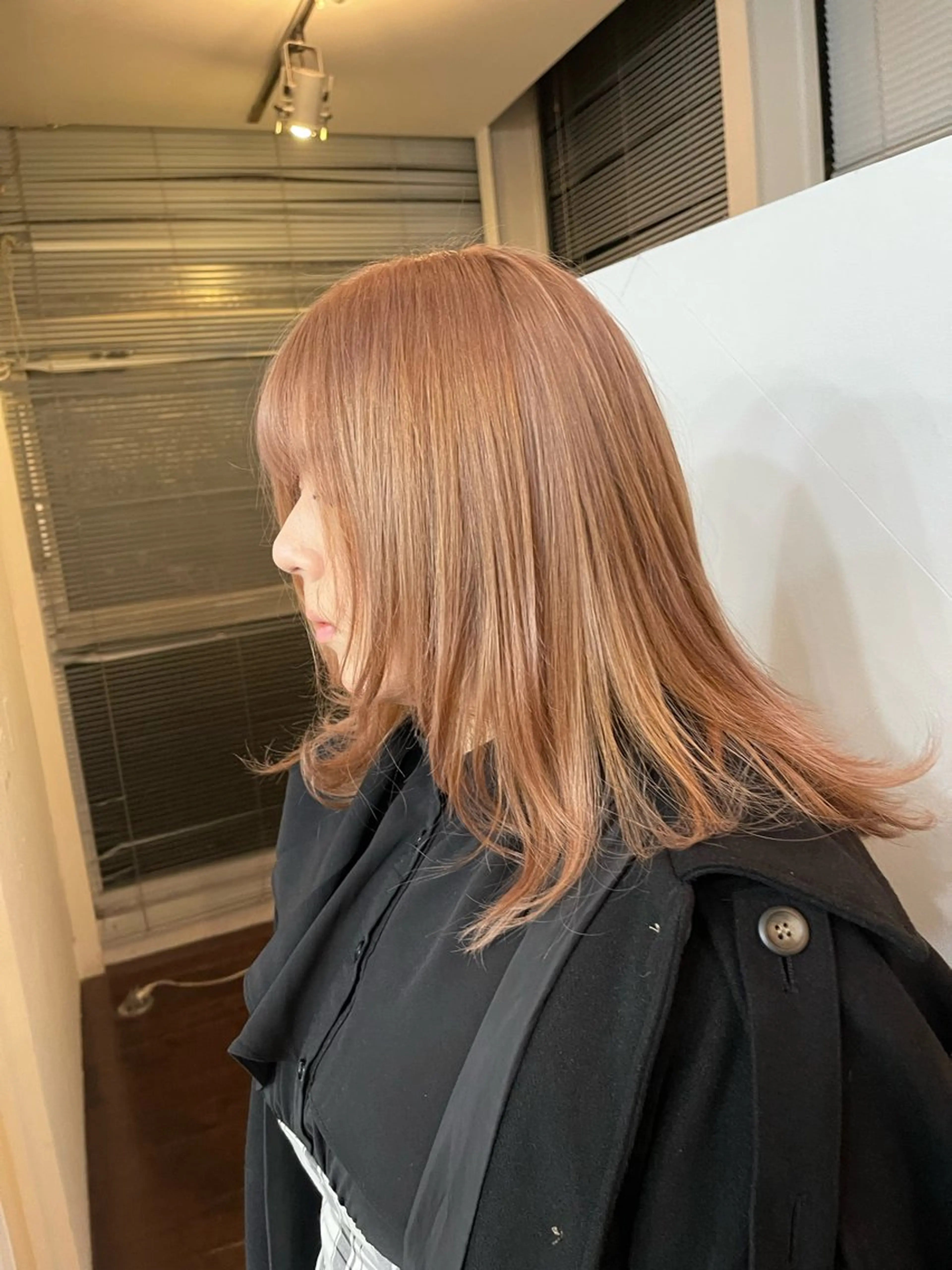 カラー ブリーチ ピンクカラー ヘアカラー ボブ/レイヤー /河内温太のヘアスタイル