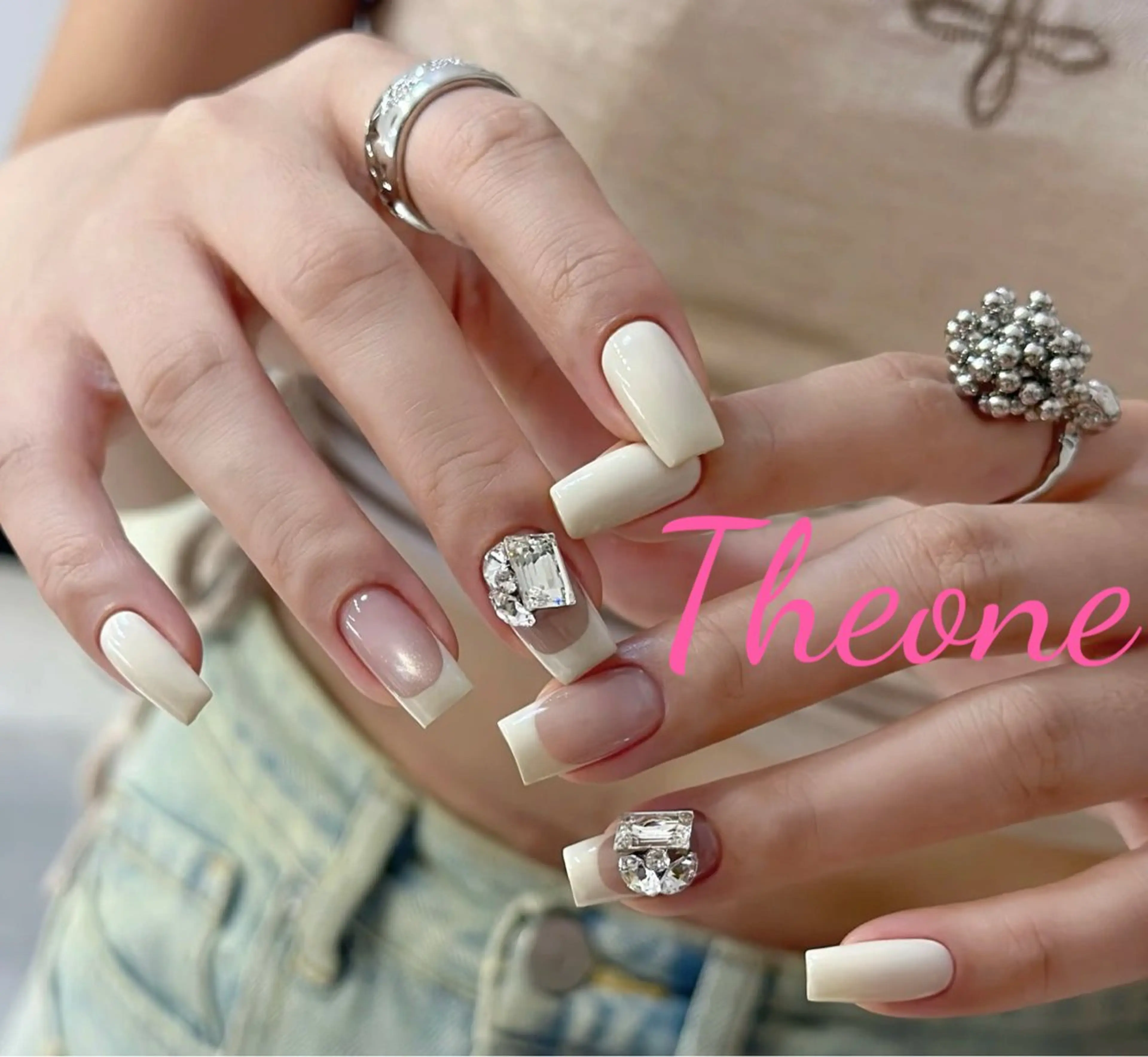 ネイル The oneアオイ アオイのネイルデザイン