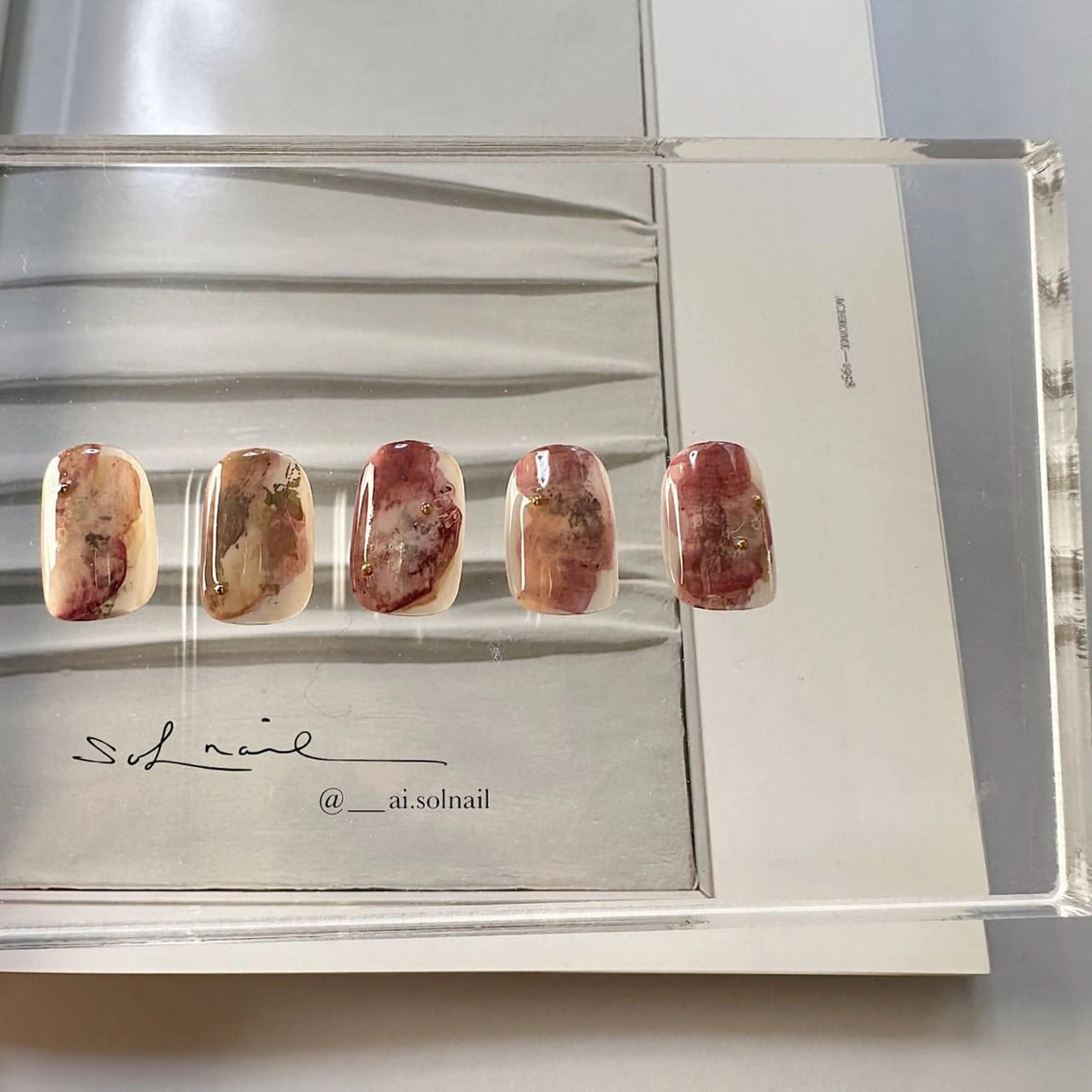 ネイル 🍃伏見 / soL nail / aiのネイルデザイン