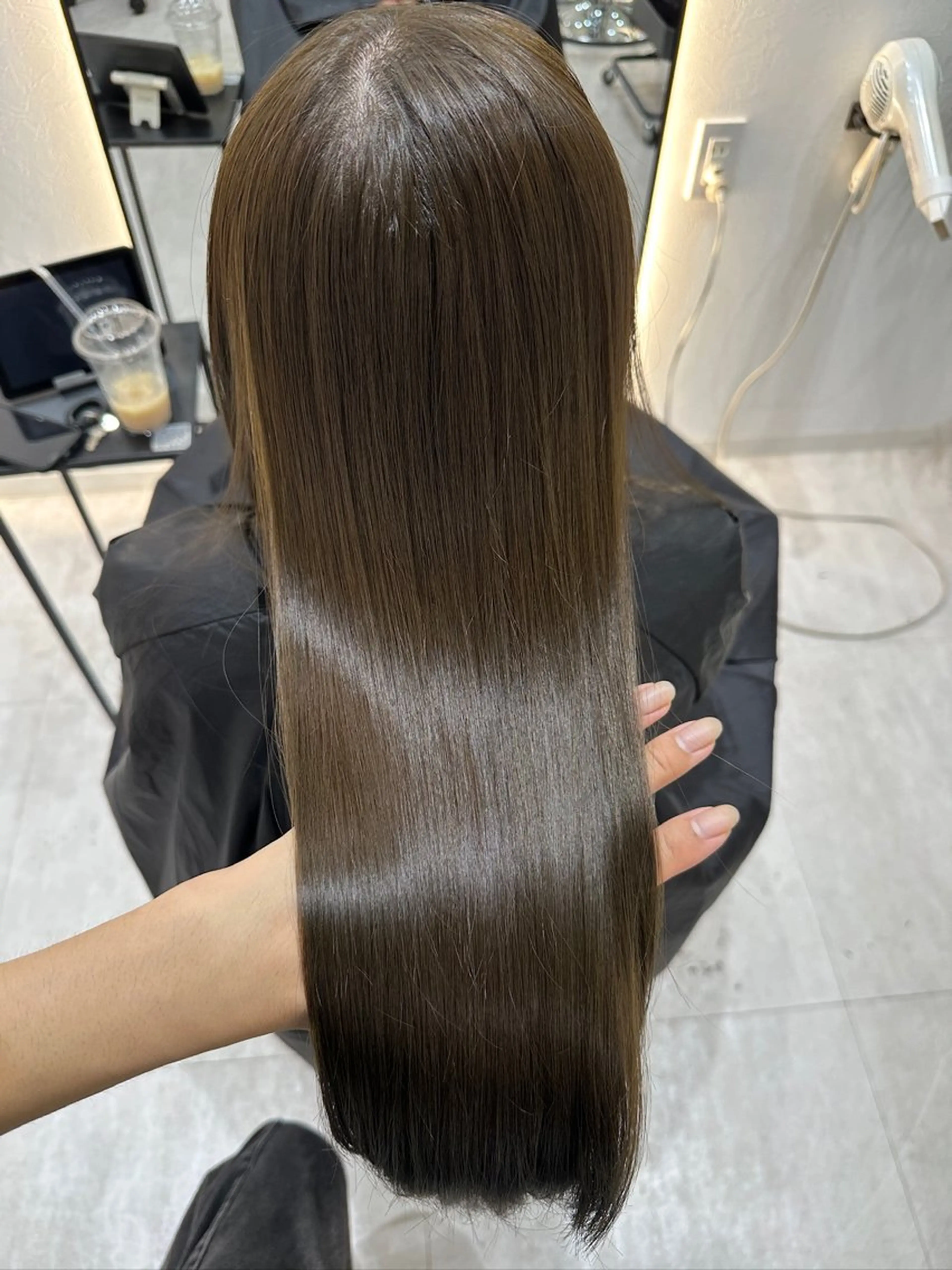 ロング カラー アッシュ ベージュカラー ブラウンカラー 透明感カラー グレージュ カット ヘアカラー トリートメント 赤み消し/オリーブ カーキ/福田れんのヘアスタイル