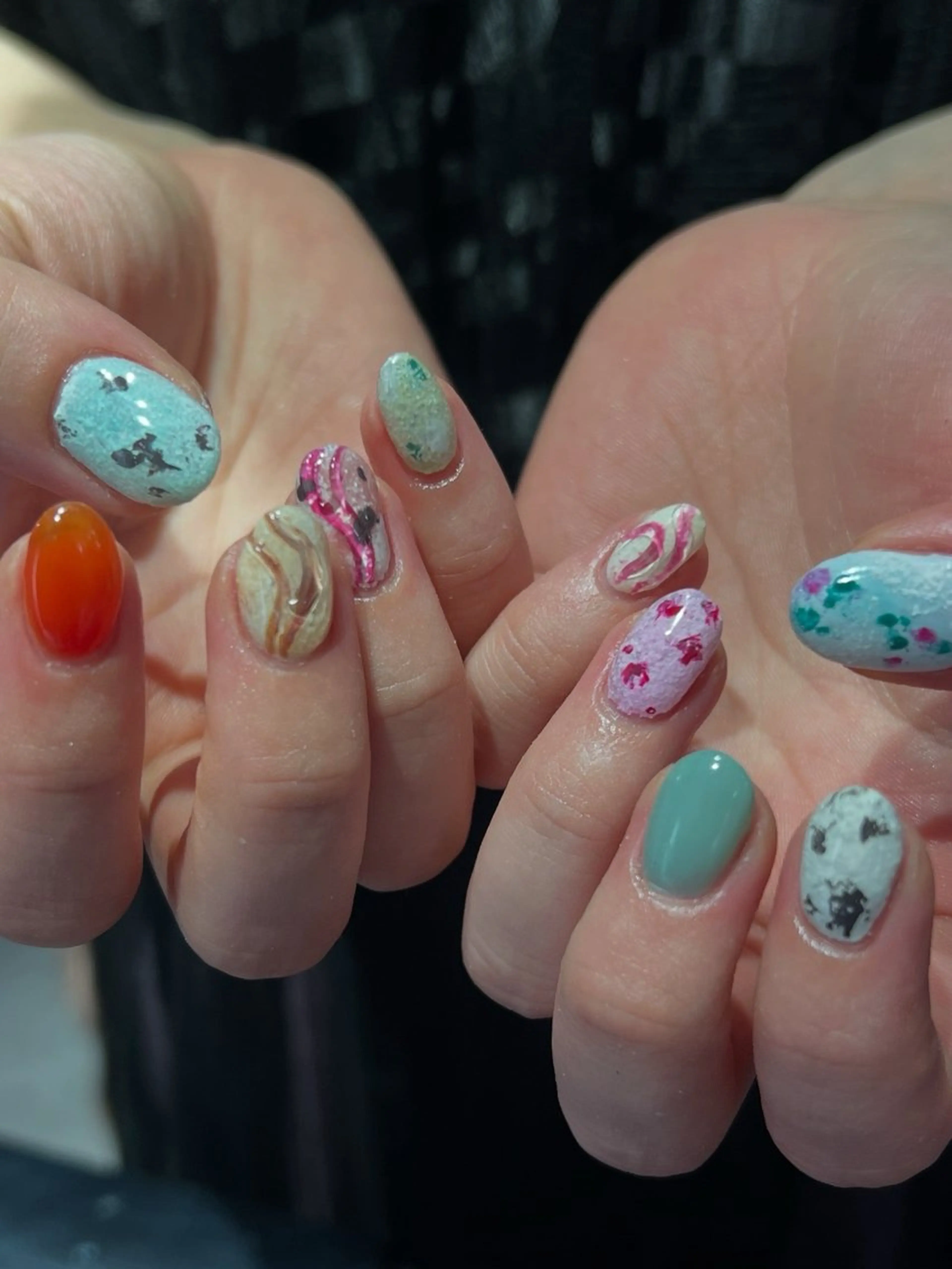 ネイル ハンドネイル Hata nail 🎀個性派ニュアンスのネイルデザイン