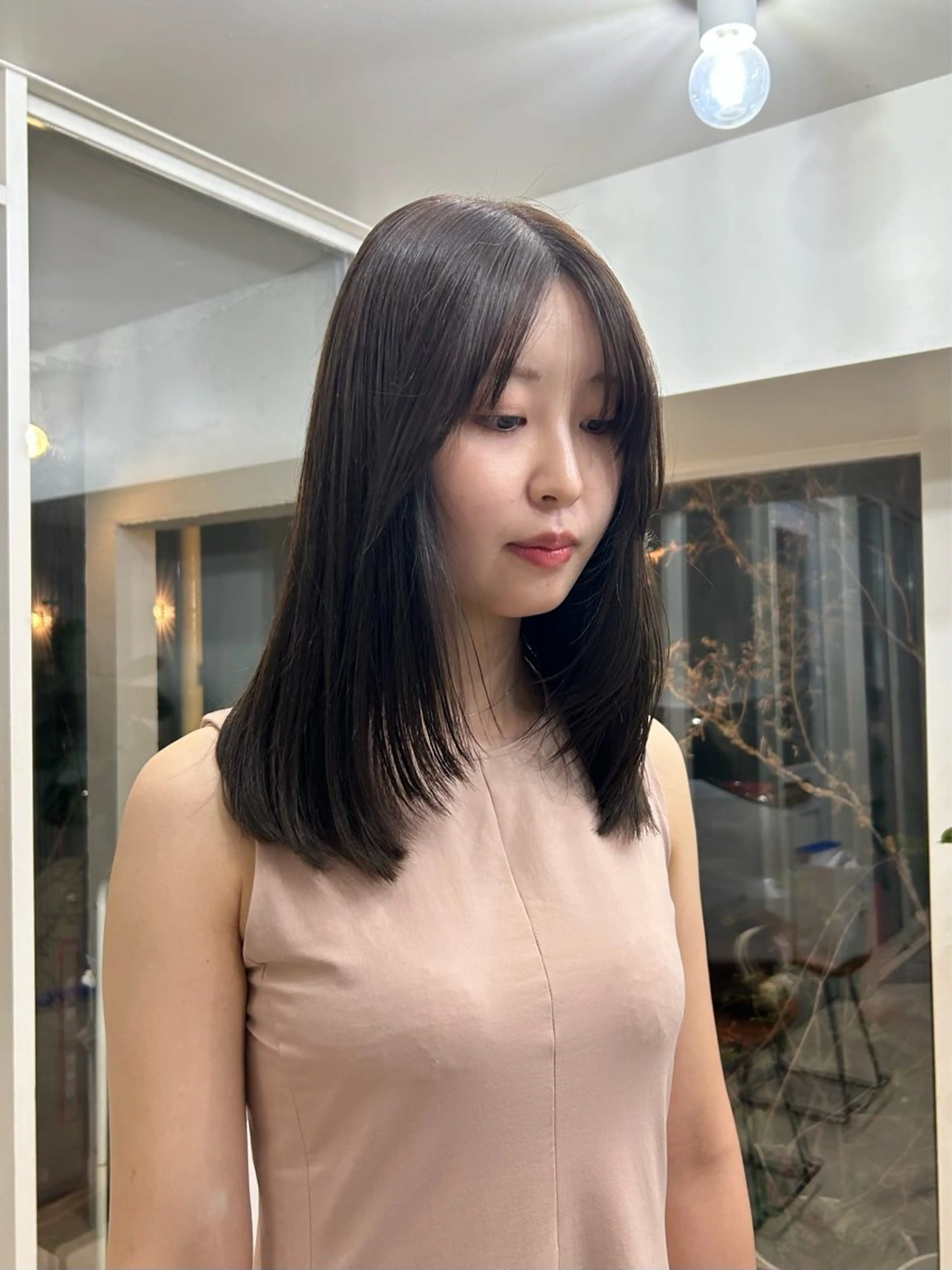 ミディアム カット トリートメント moeka 表参道のヘアスタイル