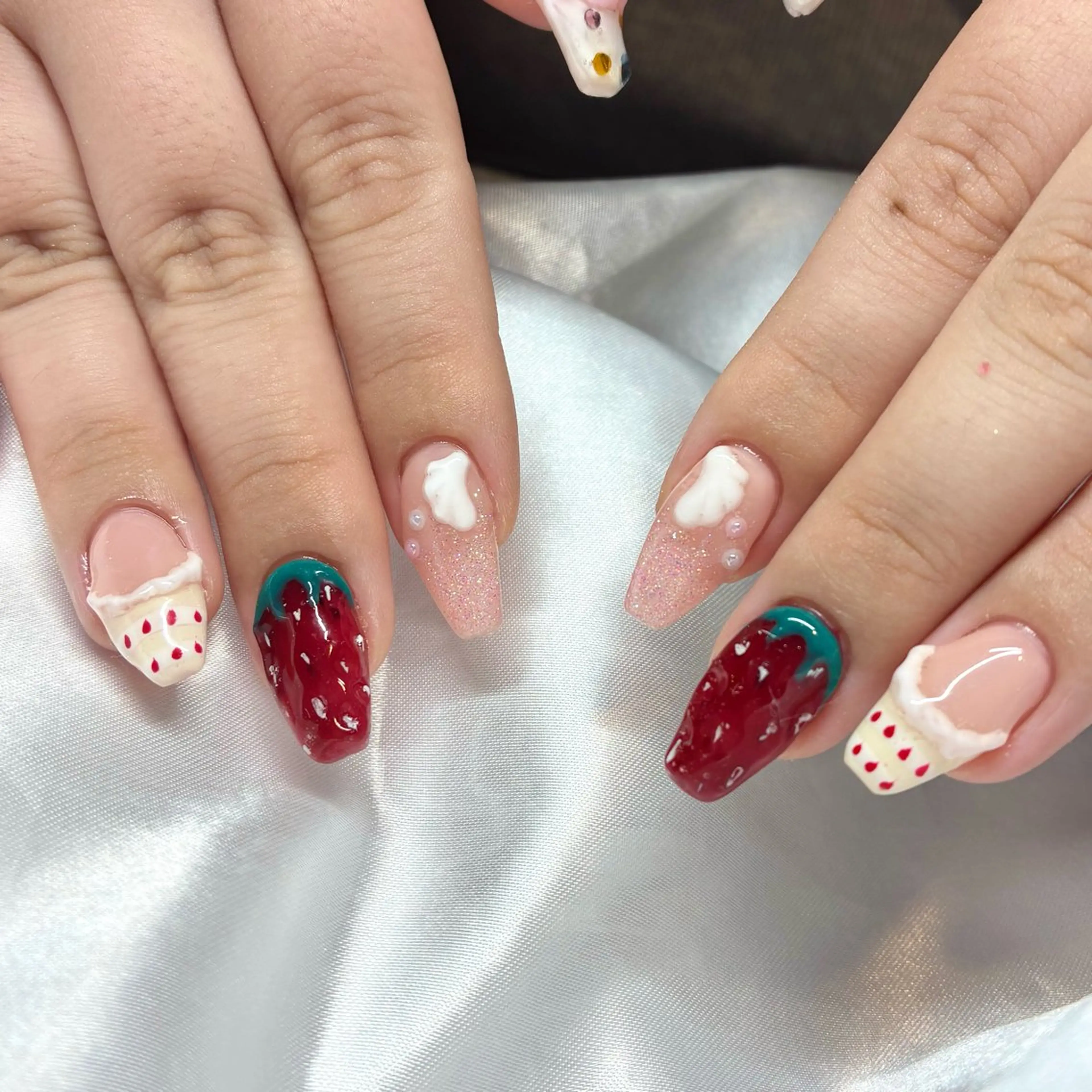 ネイル ハンドネイル Nail ヌシん家 AKANEのネイルデザイン