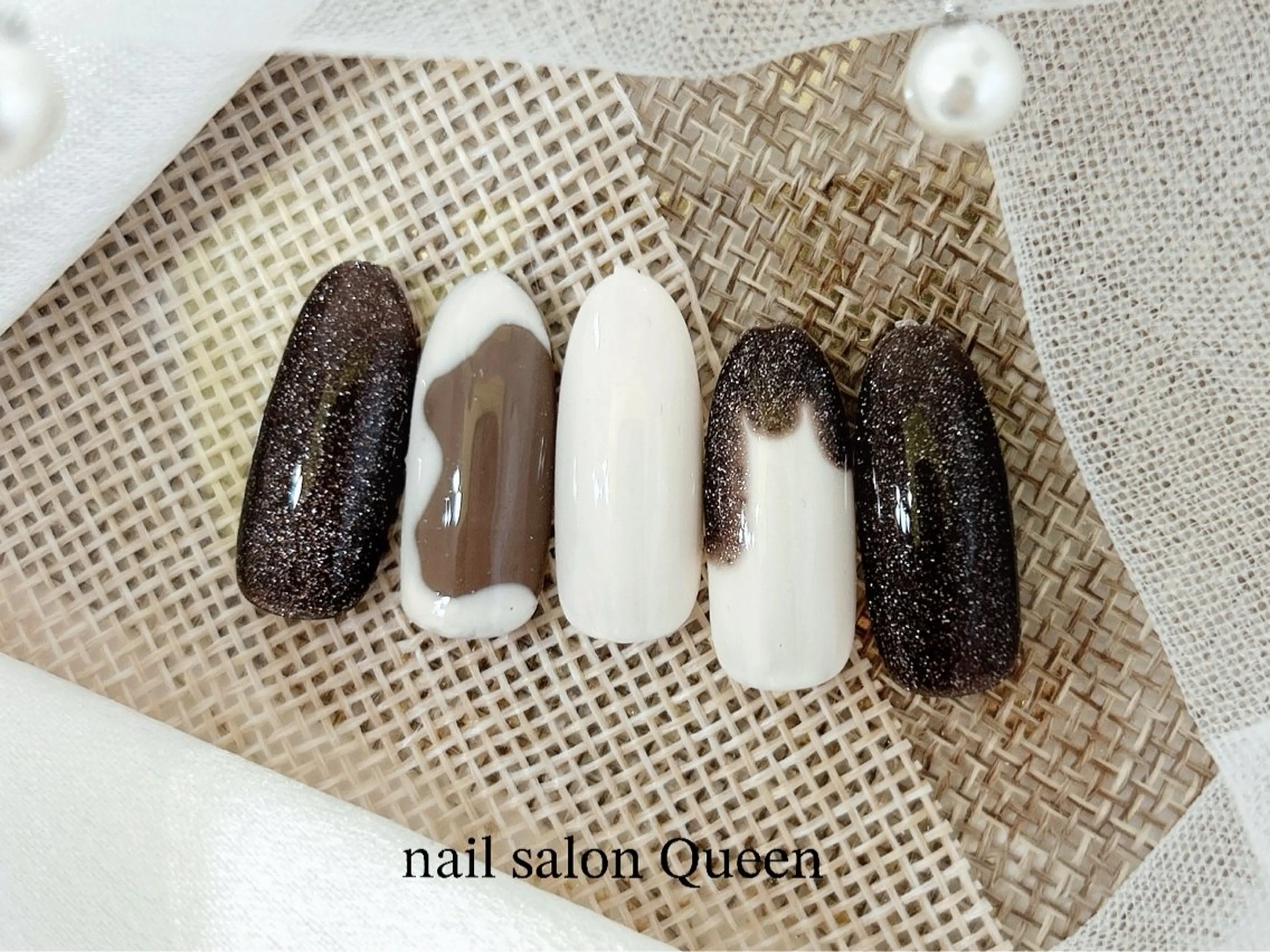 ネイル ハンドネイル ネイルサロンクイーン 東京/新宿/大久保のネイルデザイン