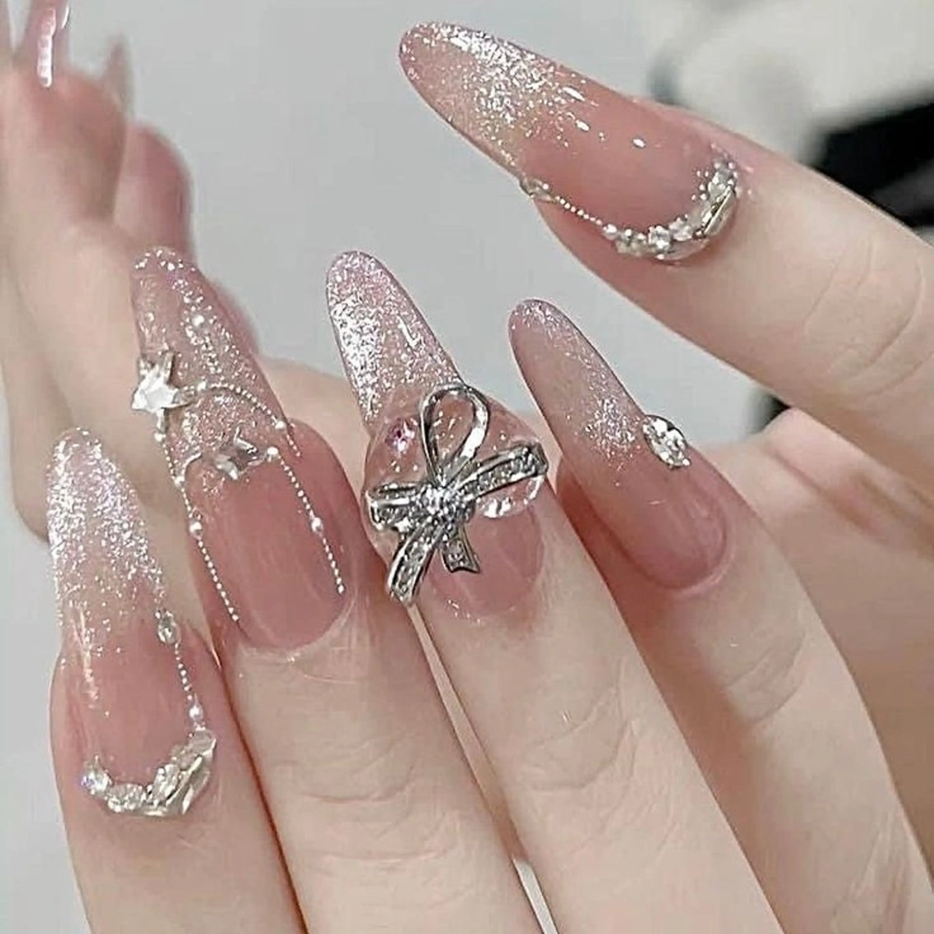 ネイル フレンチネイル グラデーション マグネットネイル ニュアンスネイル オフィスネイル MINDY ミンディのネイルデザイン