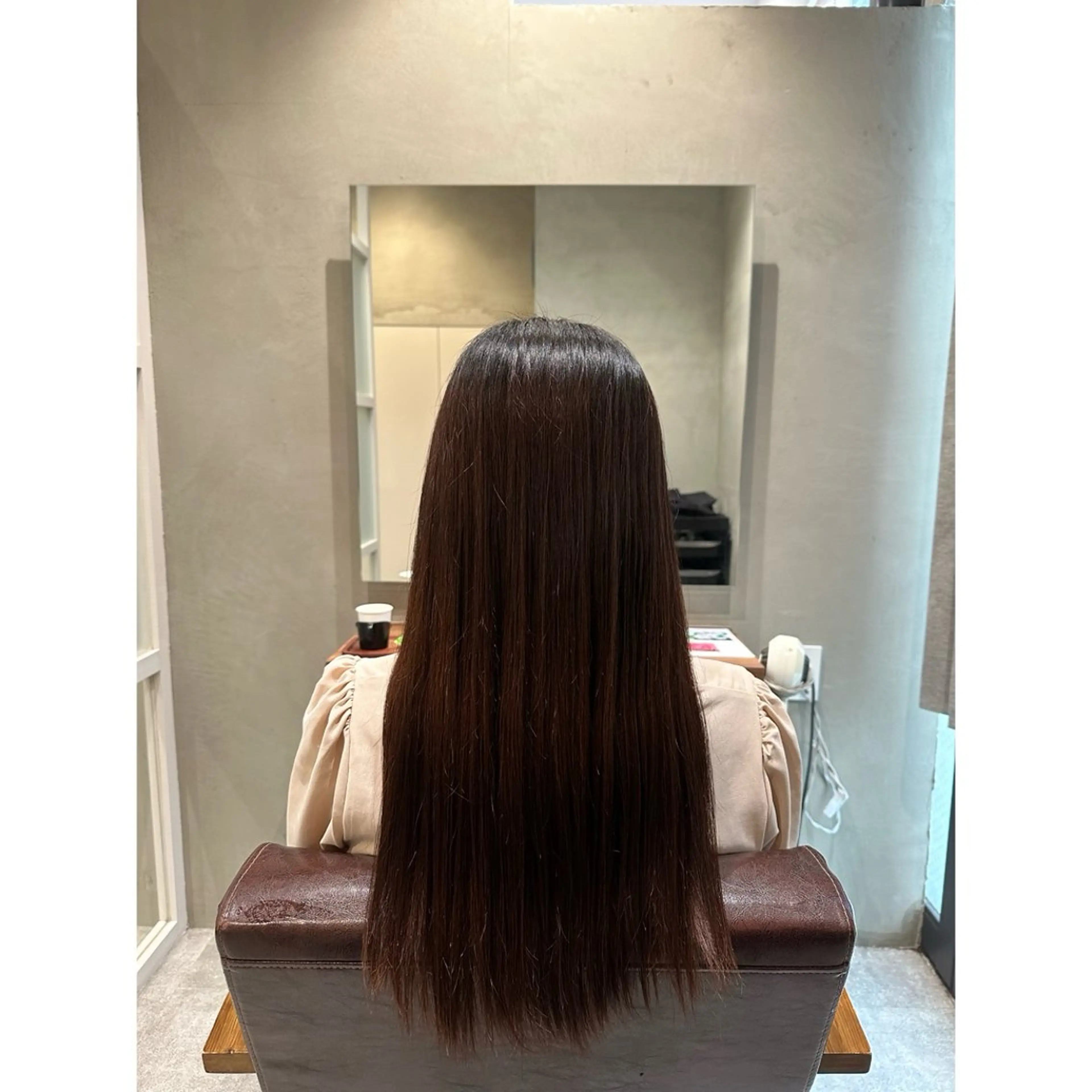 ロング 縮毛矯正 トリートメント ｔｏｃｃａ /ｅｒｉのヘアスタイル