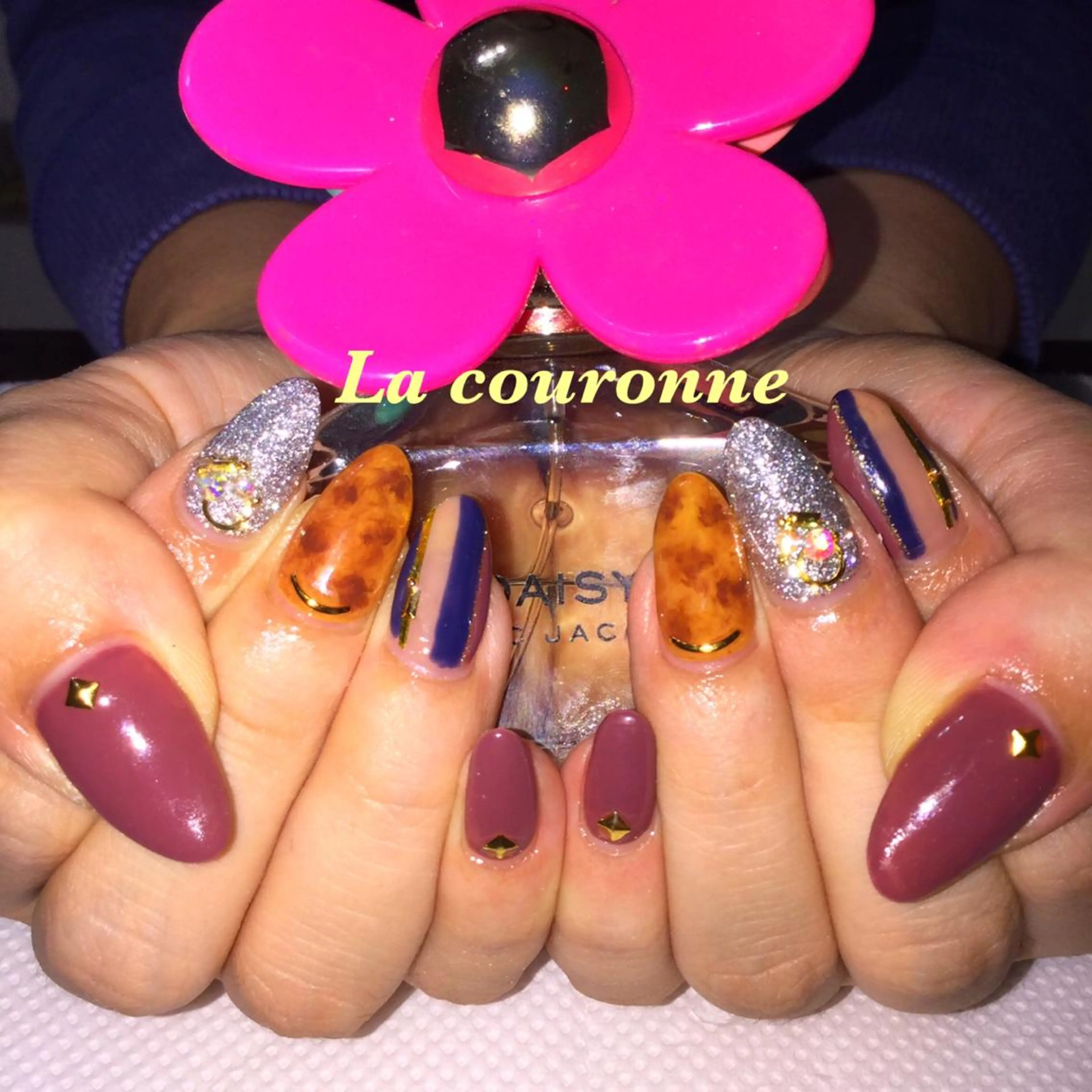 ネイル ハンドネイル Lacouronne NATSUMIのネイルデザイン