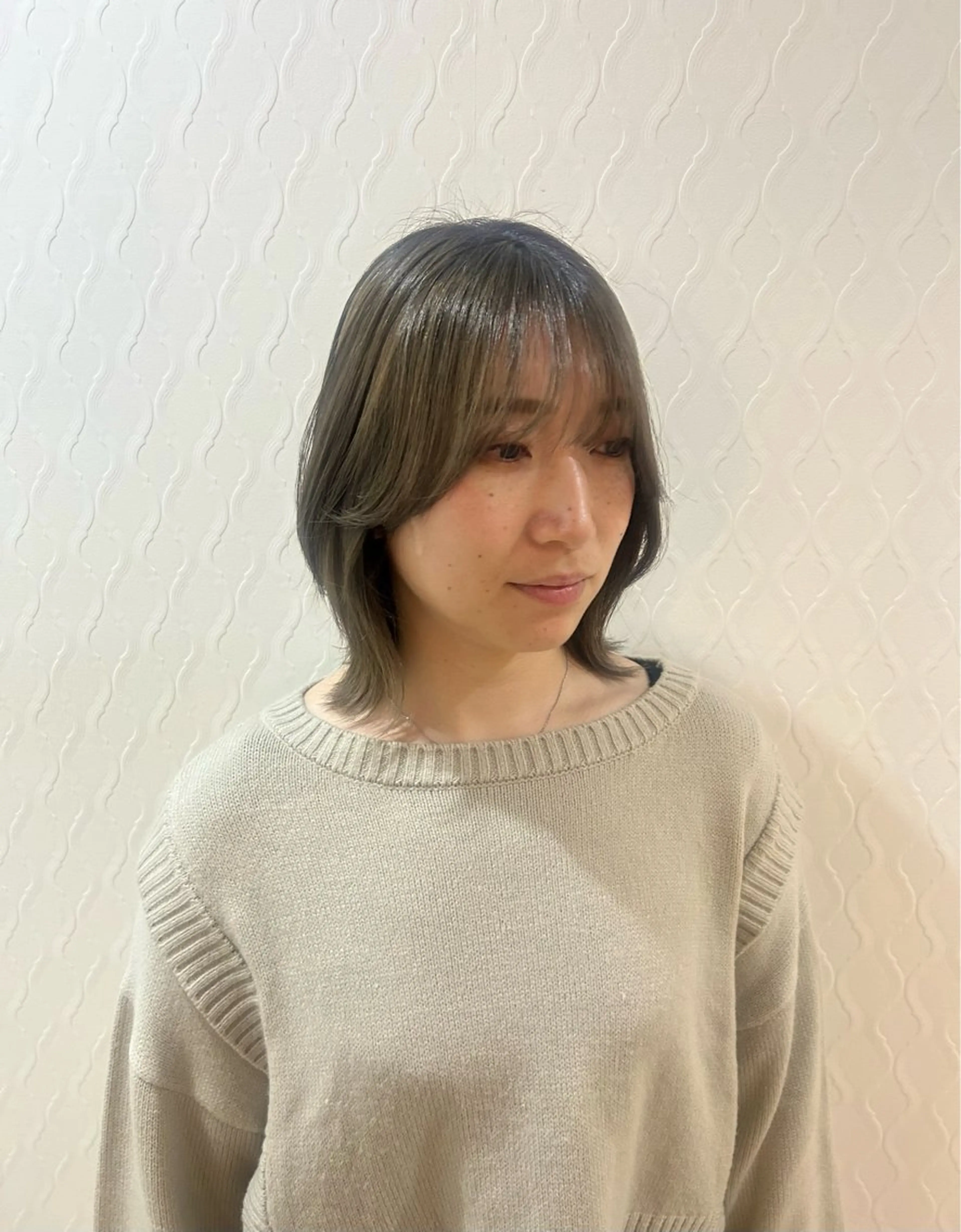 ミディアム カット ヘアカラー ペッツ焼津本店所属・鈴木 美紅のヘアスタイル