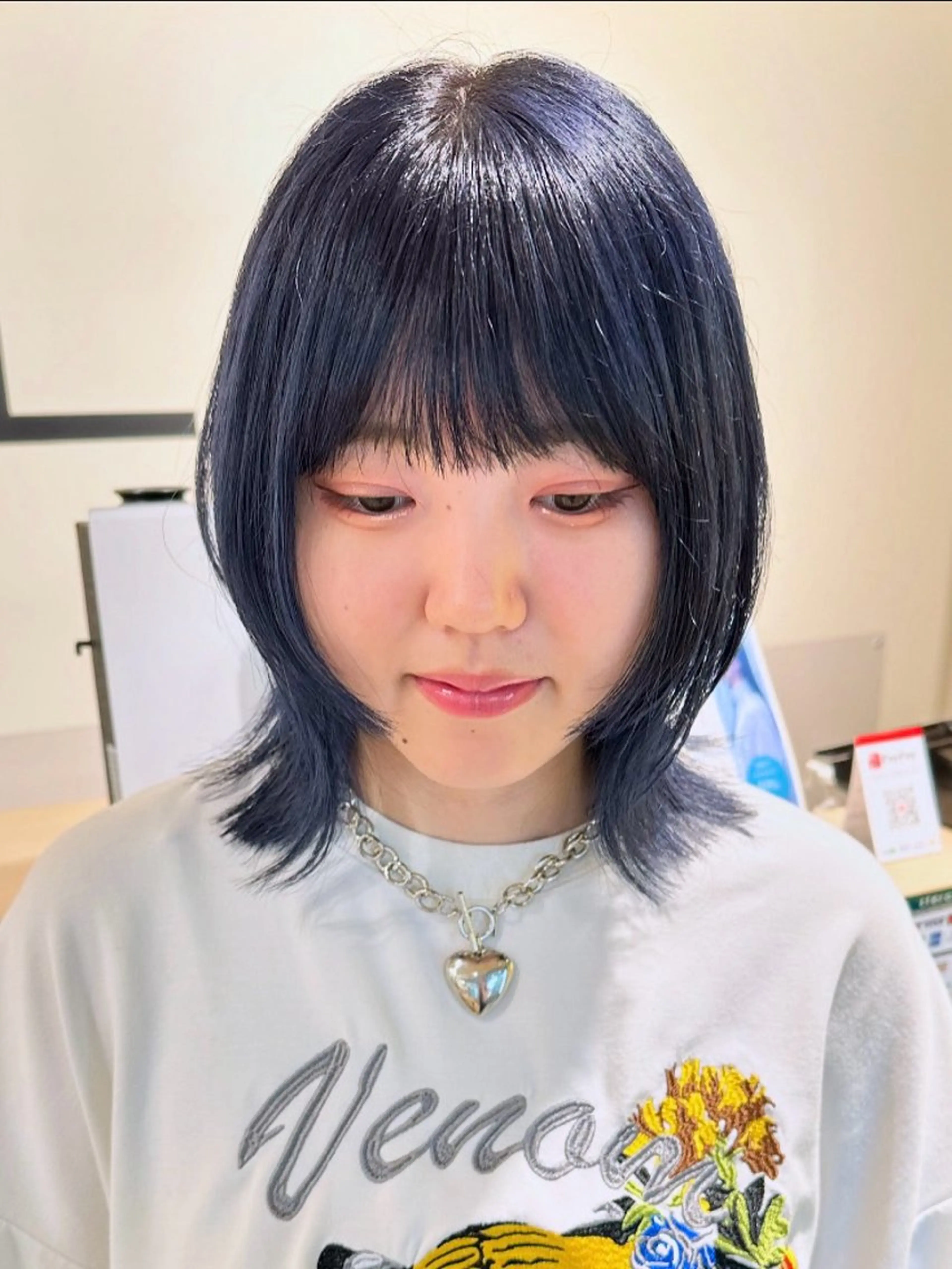 ショート カラー raika .のヘアスタイル