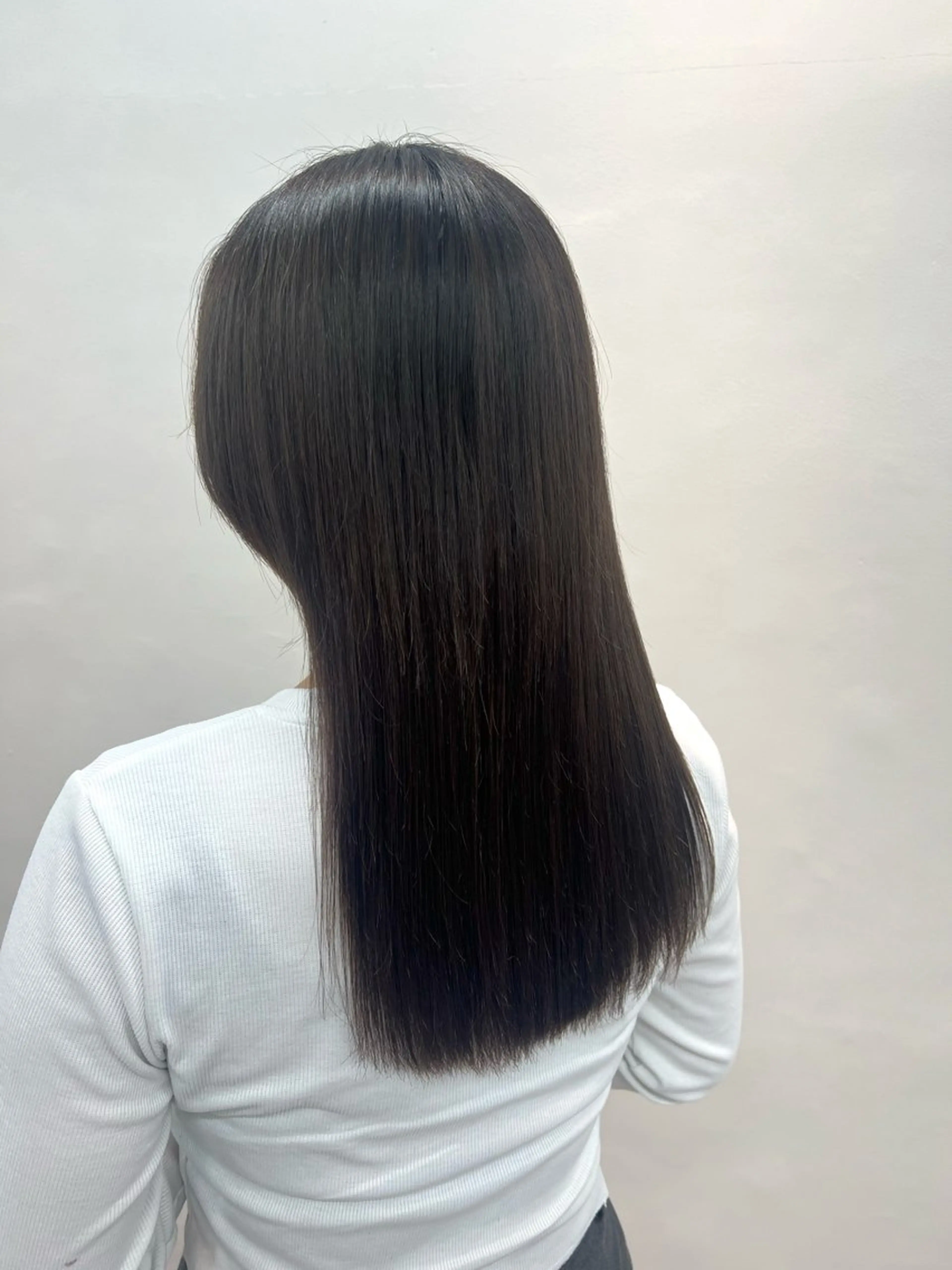 ミディアム ヘアカラー rioカット縮毛 矯正♡韓国レイヤーのヘアスタイル