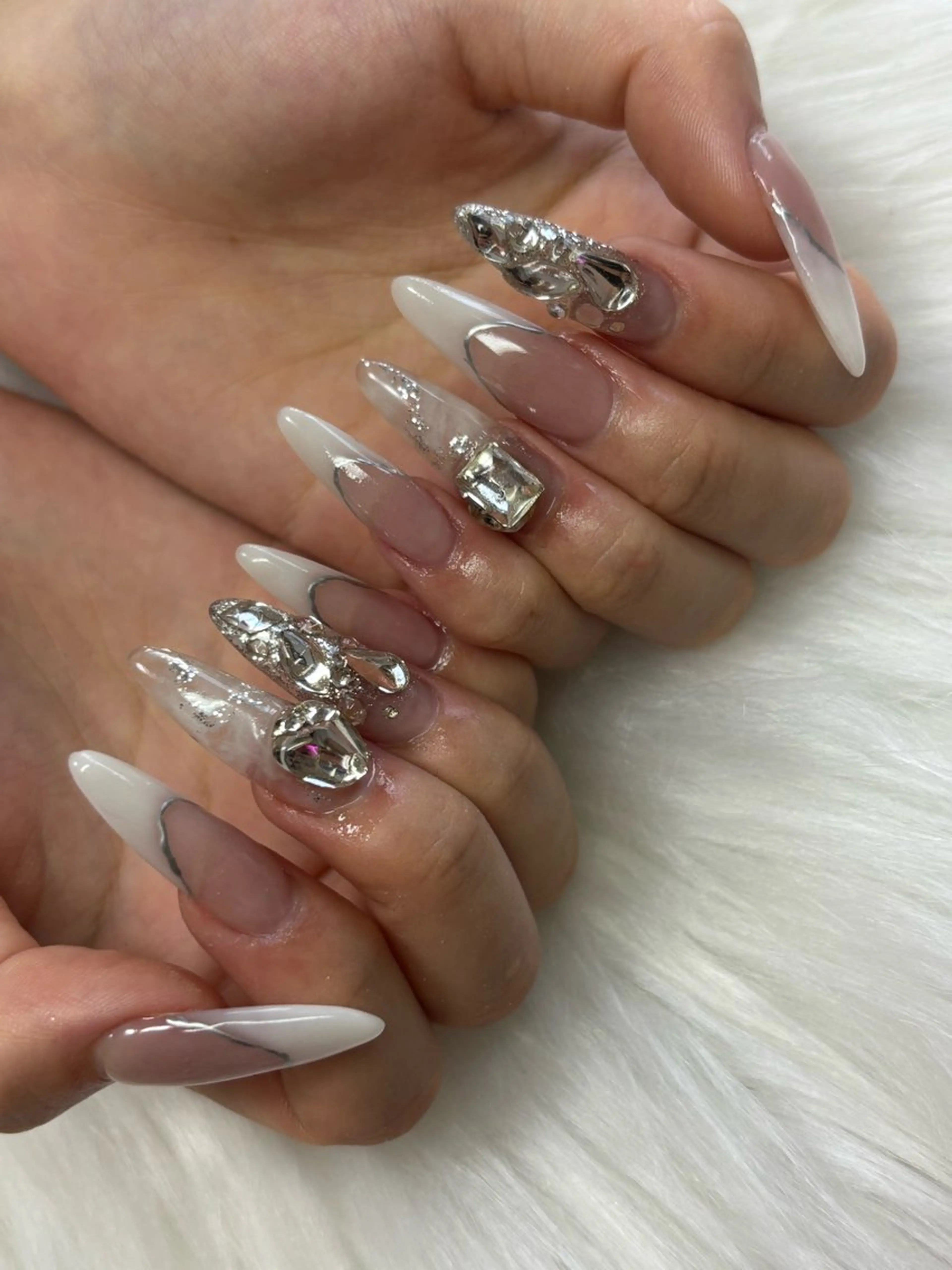 ネイル kajitani yukinaのネイルデザイン