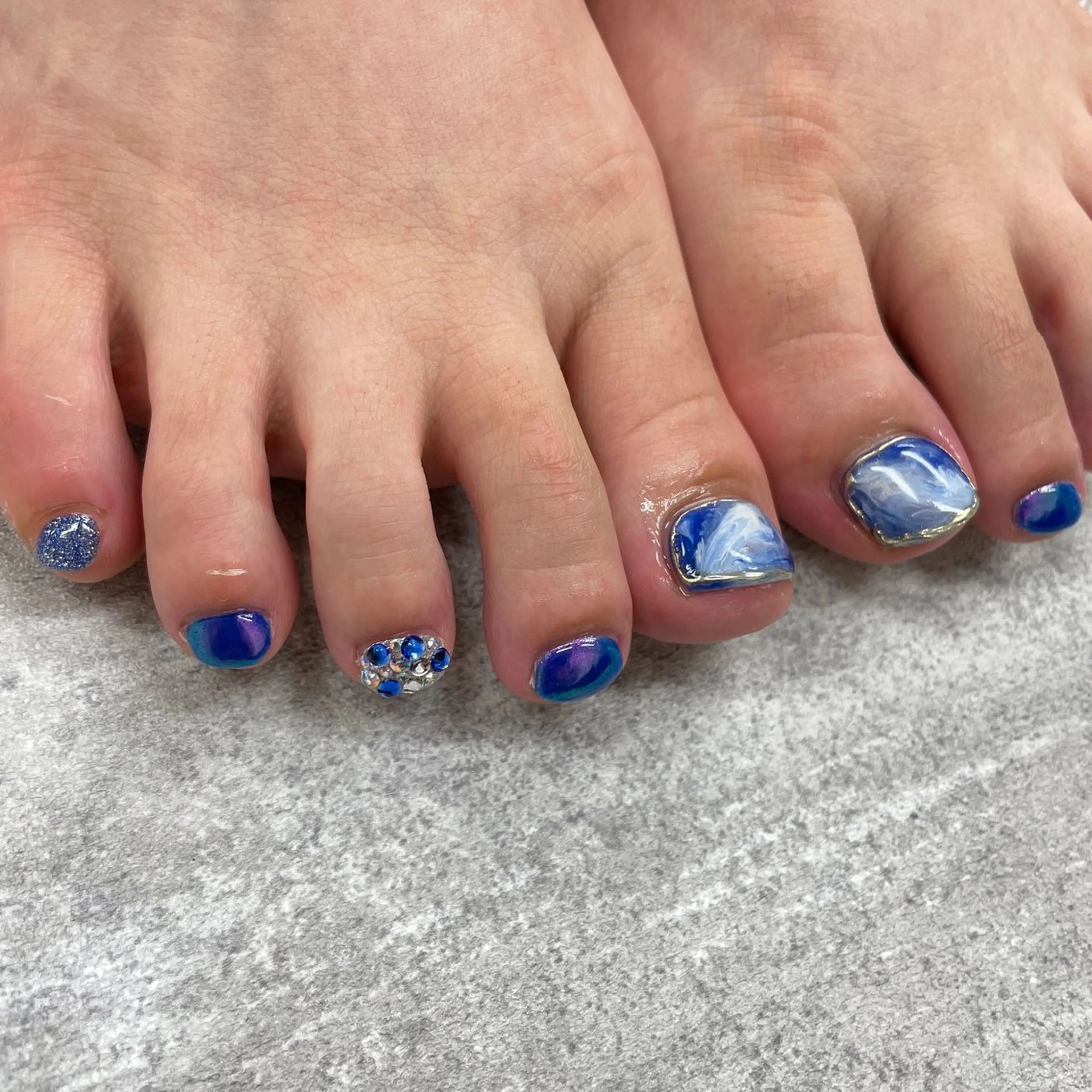 ネイル Cleo🧸伏見店 mikiのネイルデザイン