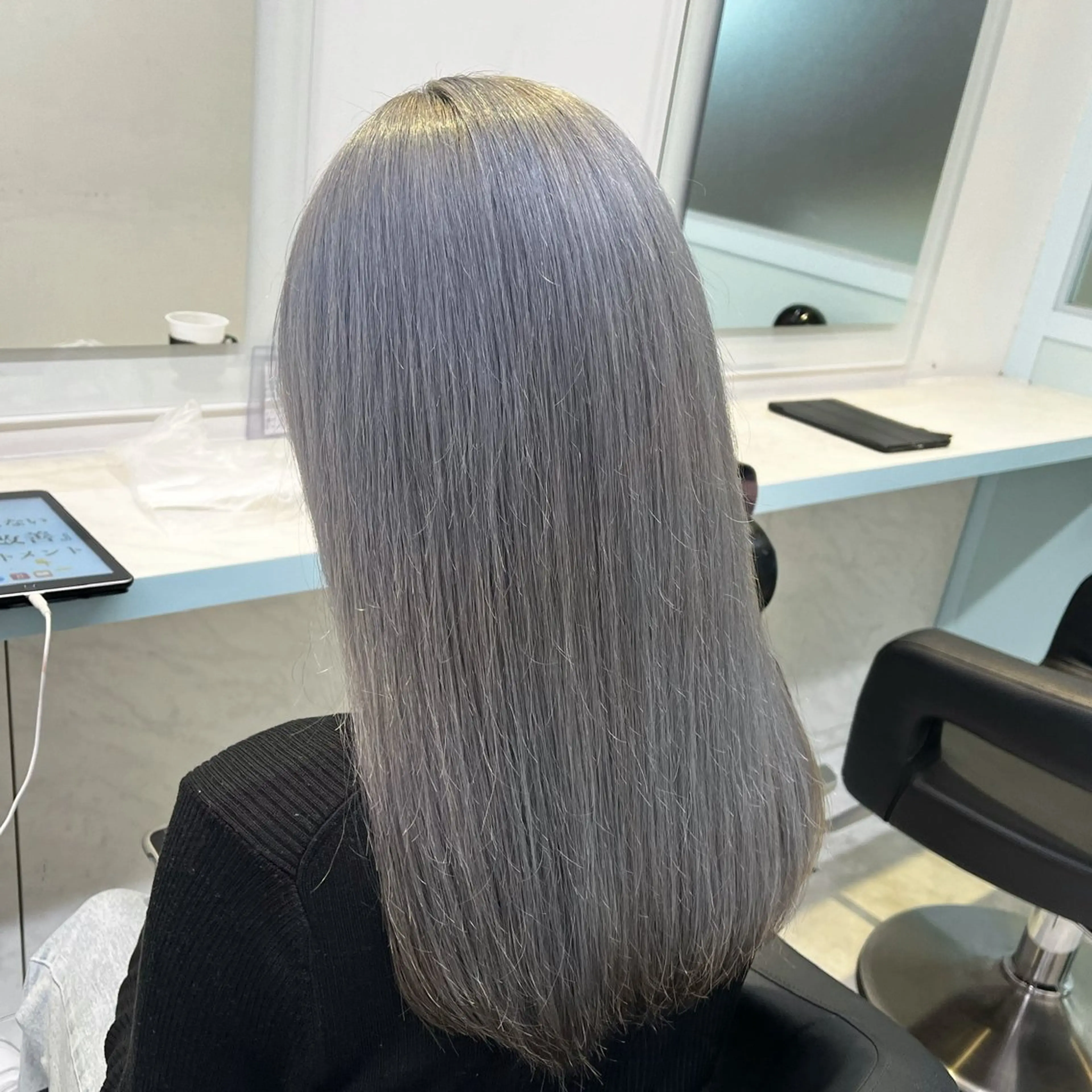 セミロング カラー ヘアカラー トリートメント ブリーチカラー 🩵MIZUKIのヘアスタイル