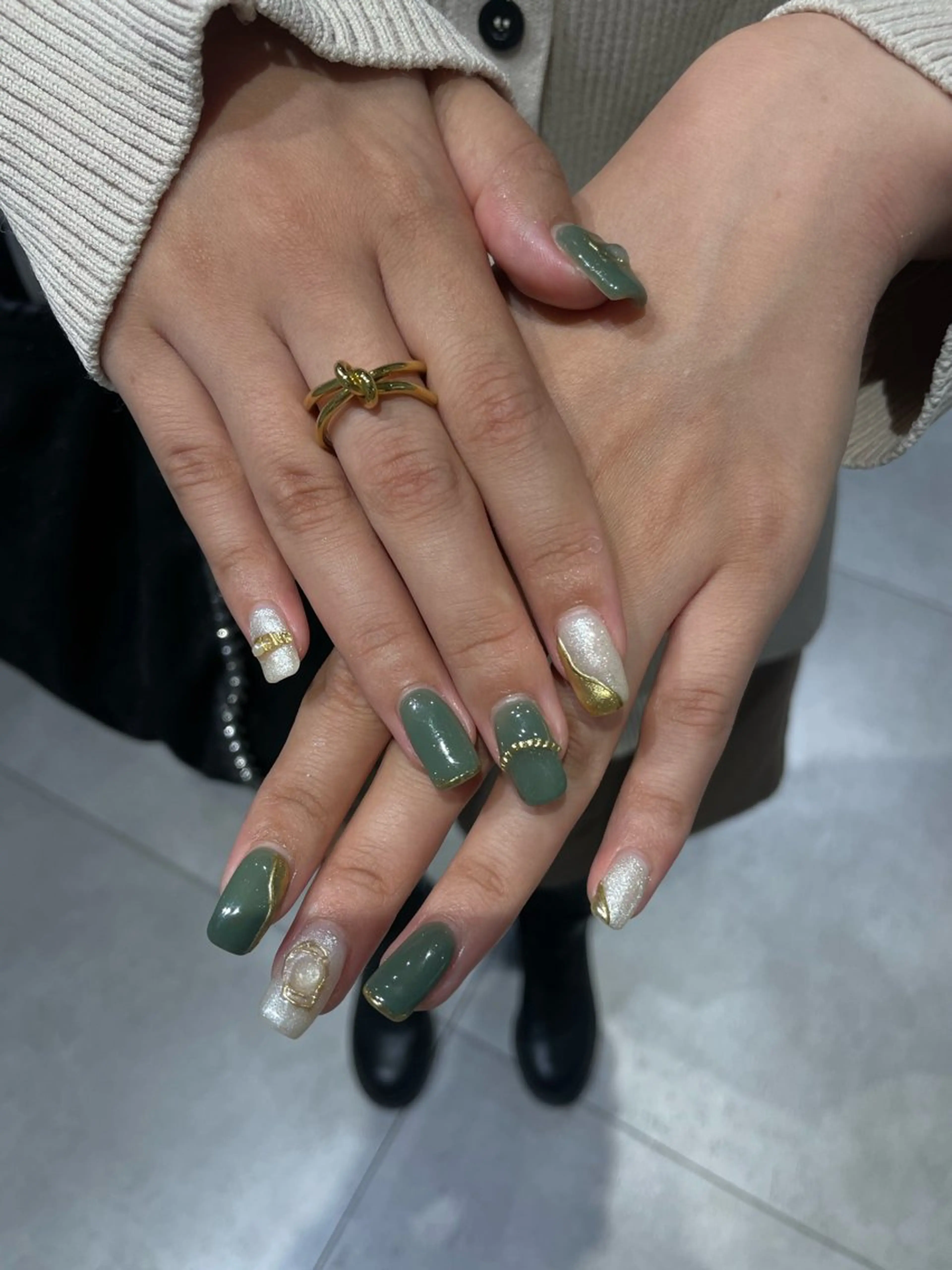 ネイル ハンドネイル ハンドケア ハッシュレイヤー/ ハイトーン/senaのヘアスタイル