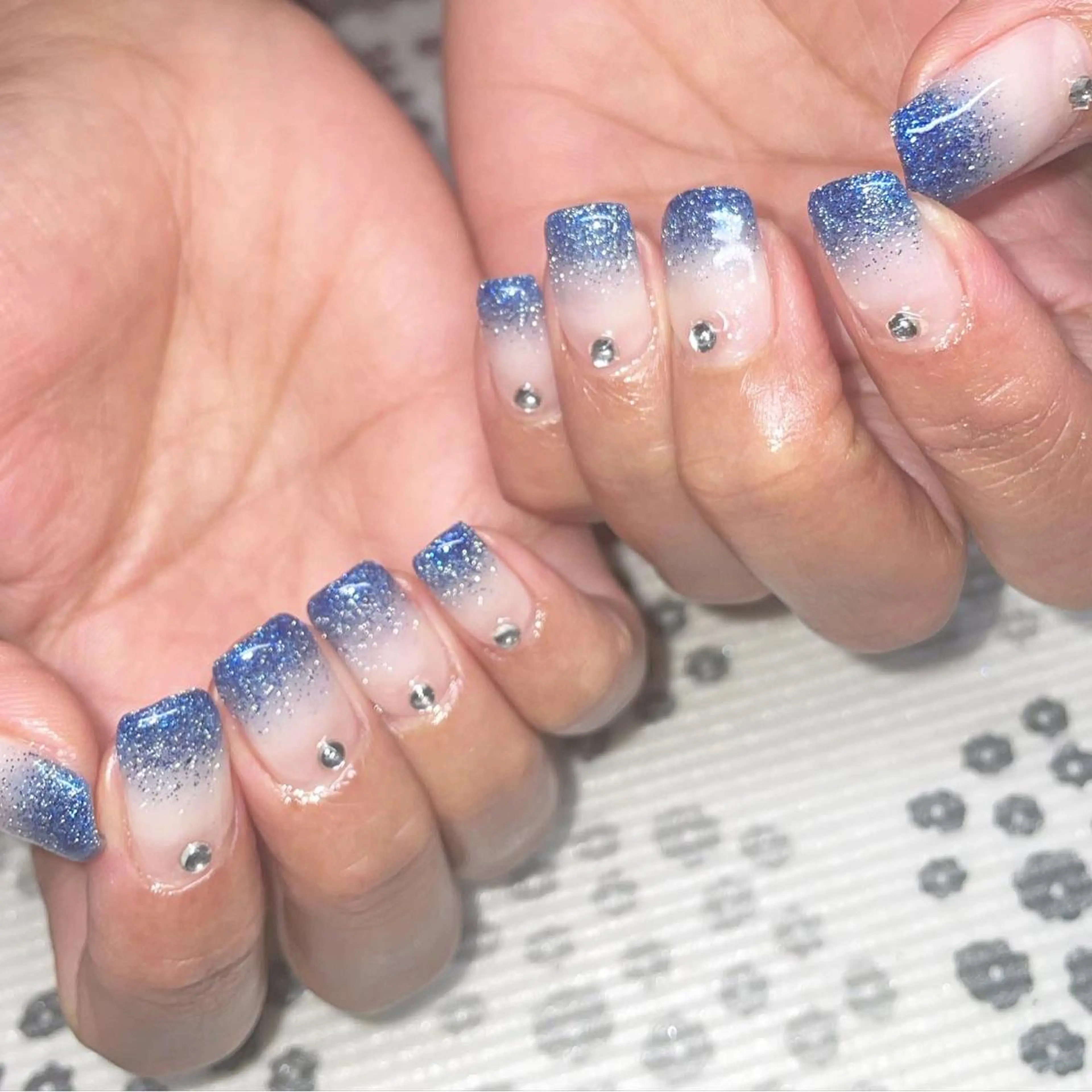 ネイル 加瀬 アンジェリーのネイルデザイン