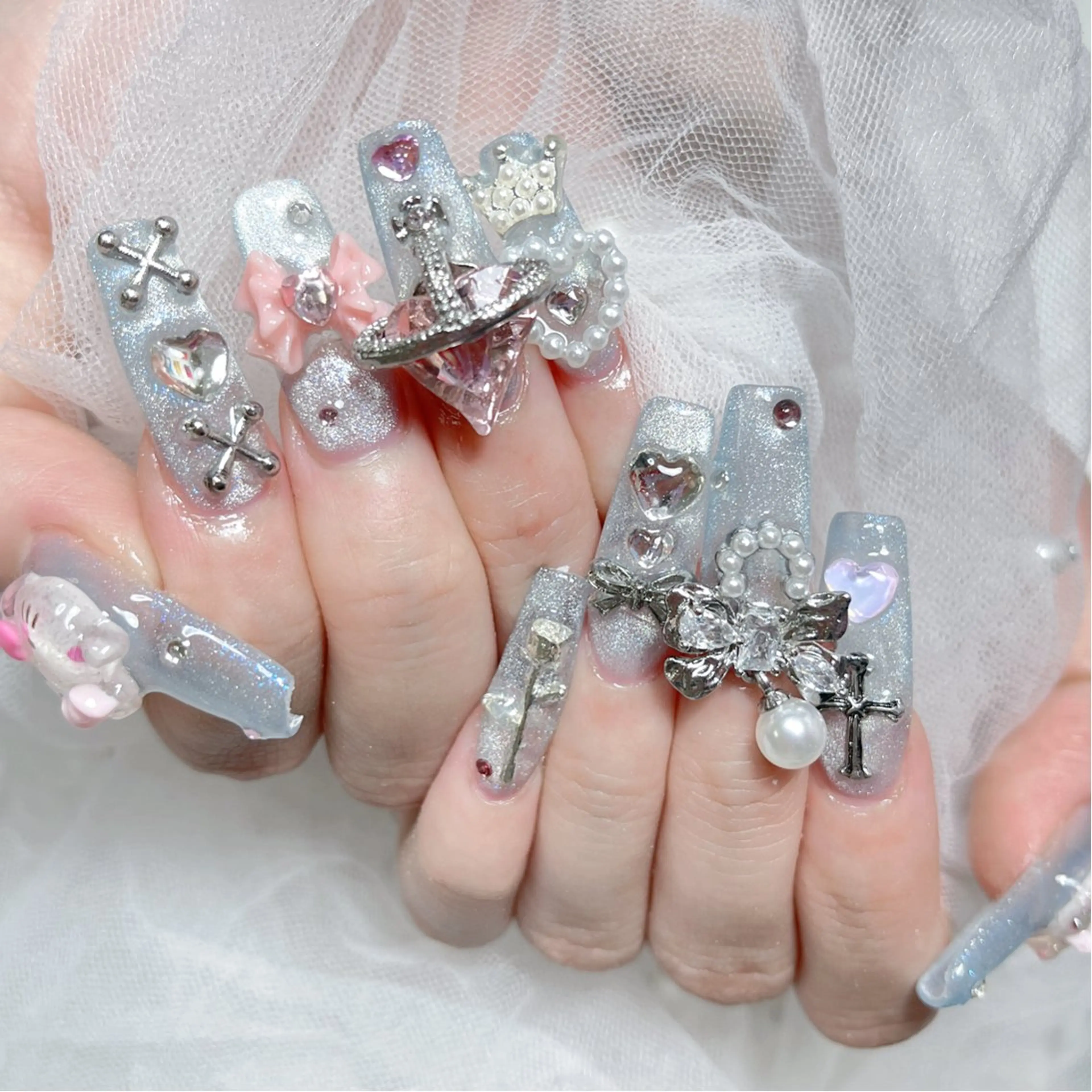 ネイル ハンドネイル 🎀ネイルサロン エクラYUI🎀のネイルデザイン