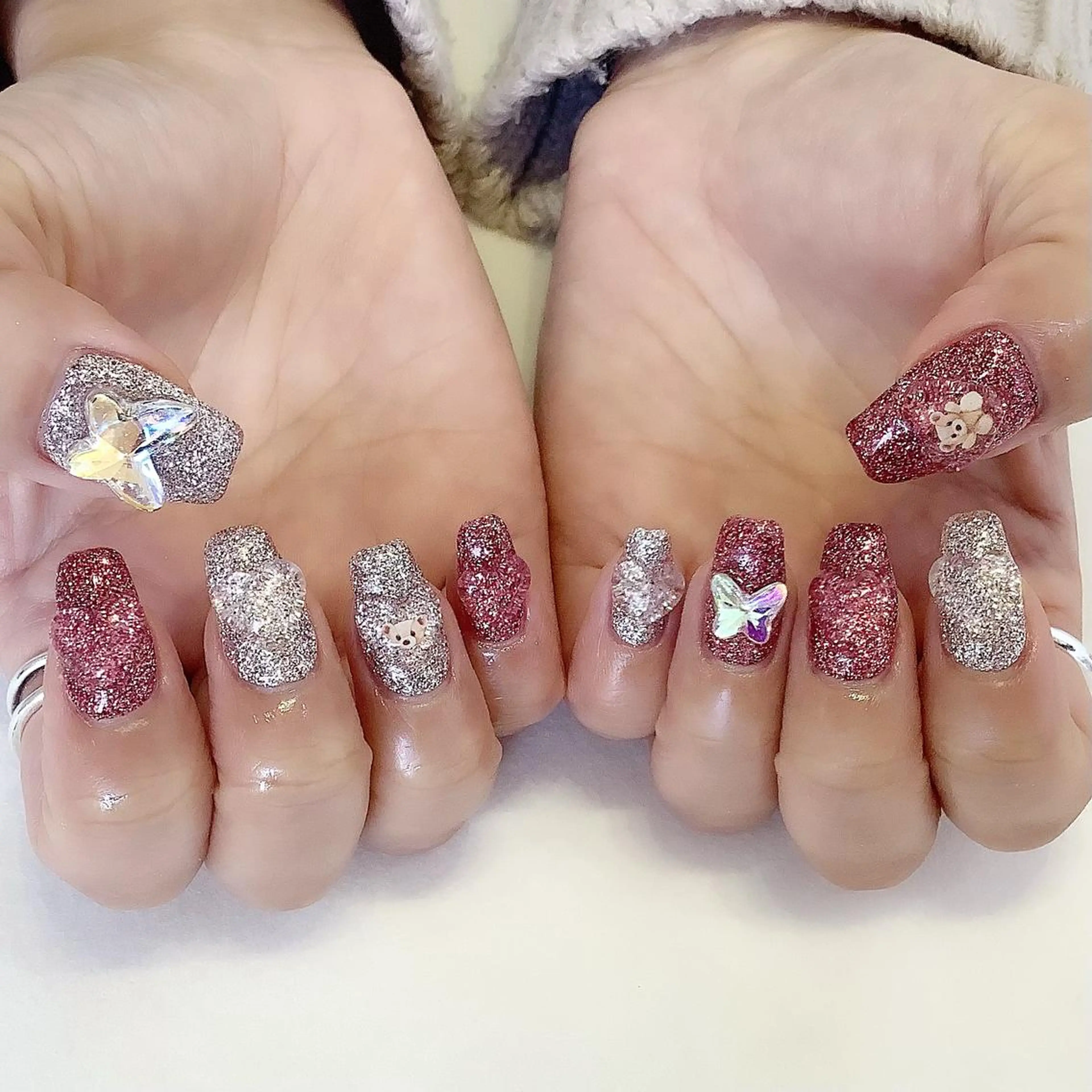 ネイル ハンドネイル 💎🐰 saki. m 🐰💎のネイルデザイン