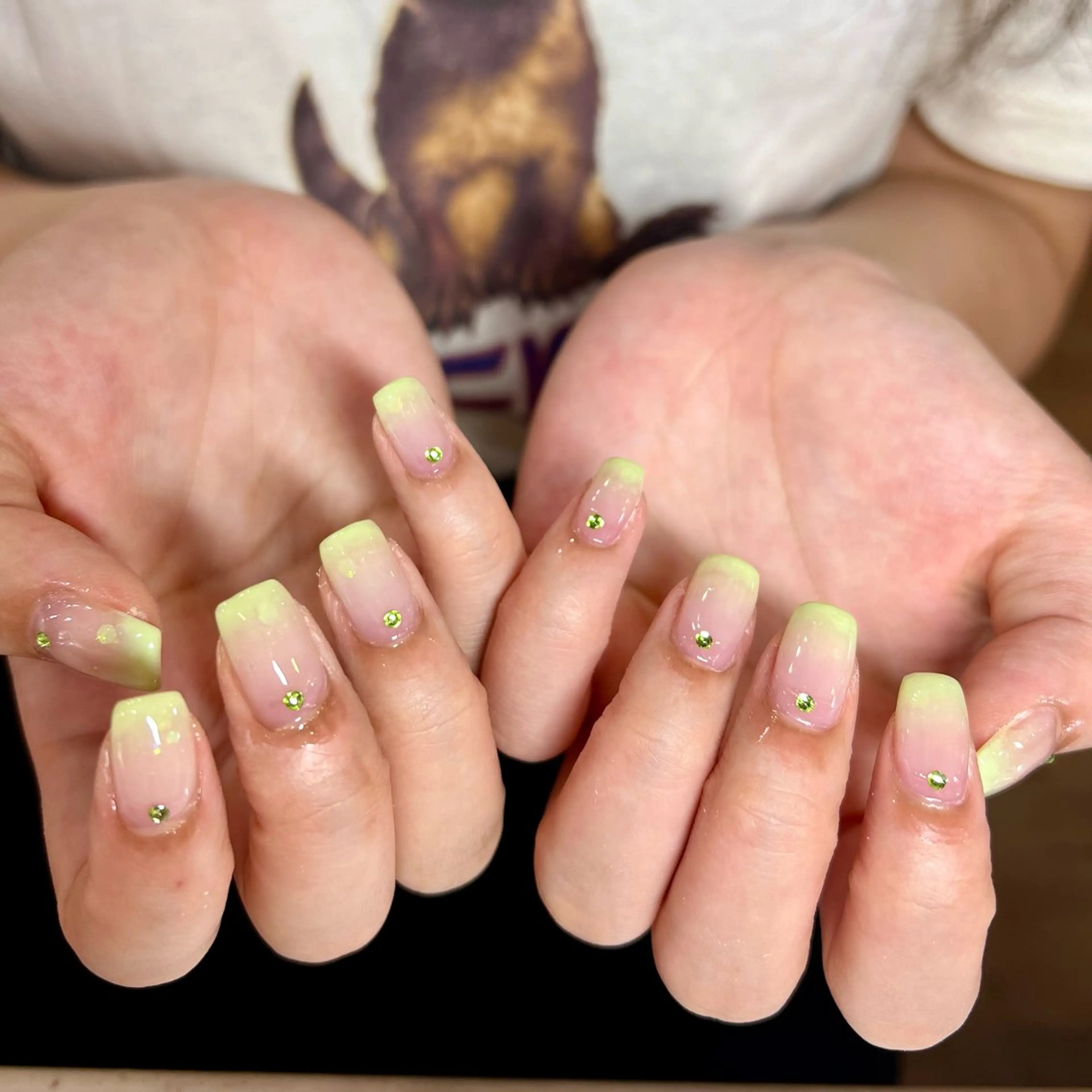 ネイル 新井 風花のネイルデザイン