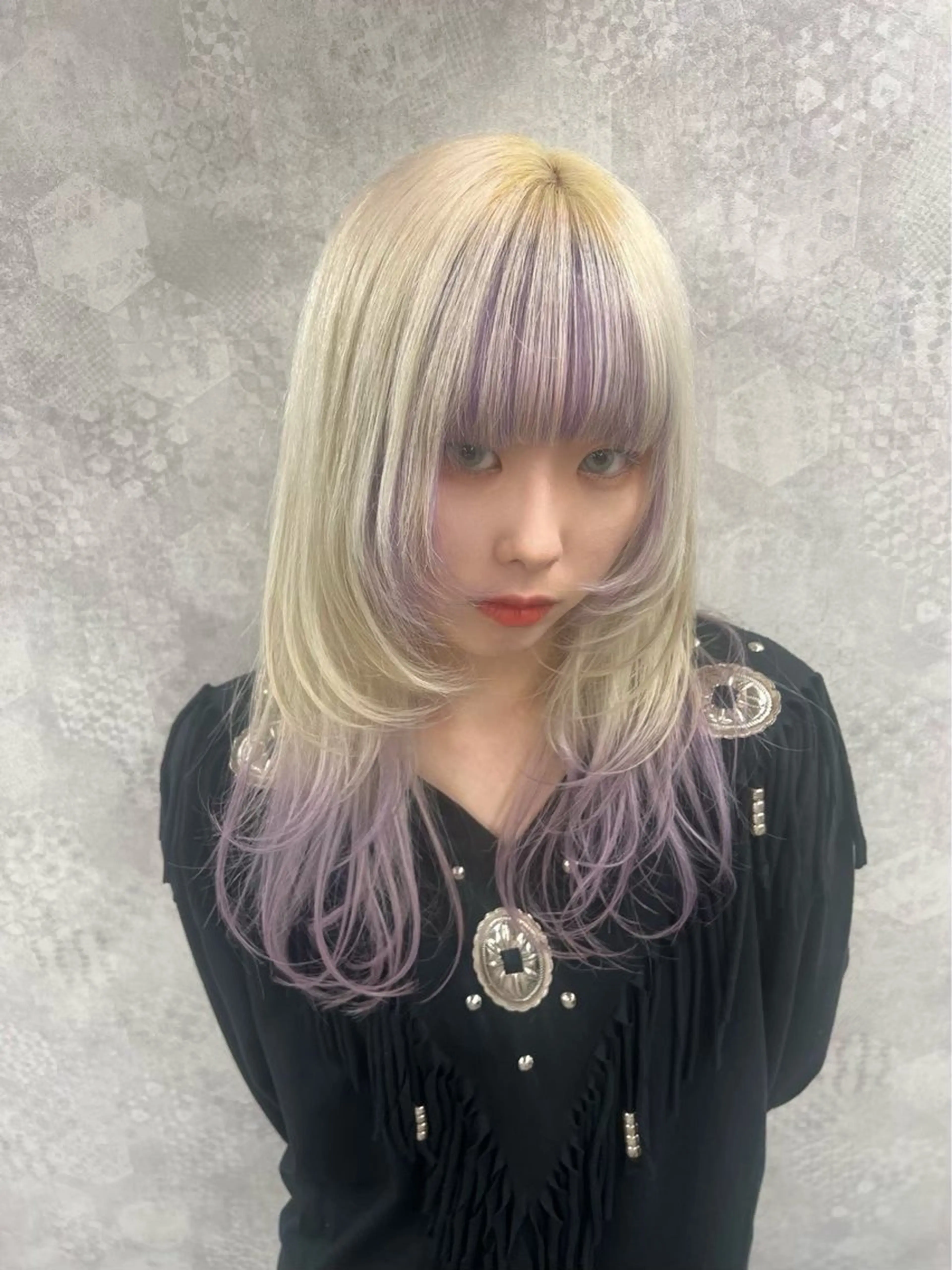 セミロング カラー ヘアカラー トリートメント ヘアセット ハイトーンレイヤー 🦋🌷Shuriのヘアスタイル