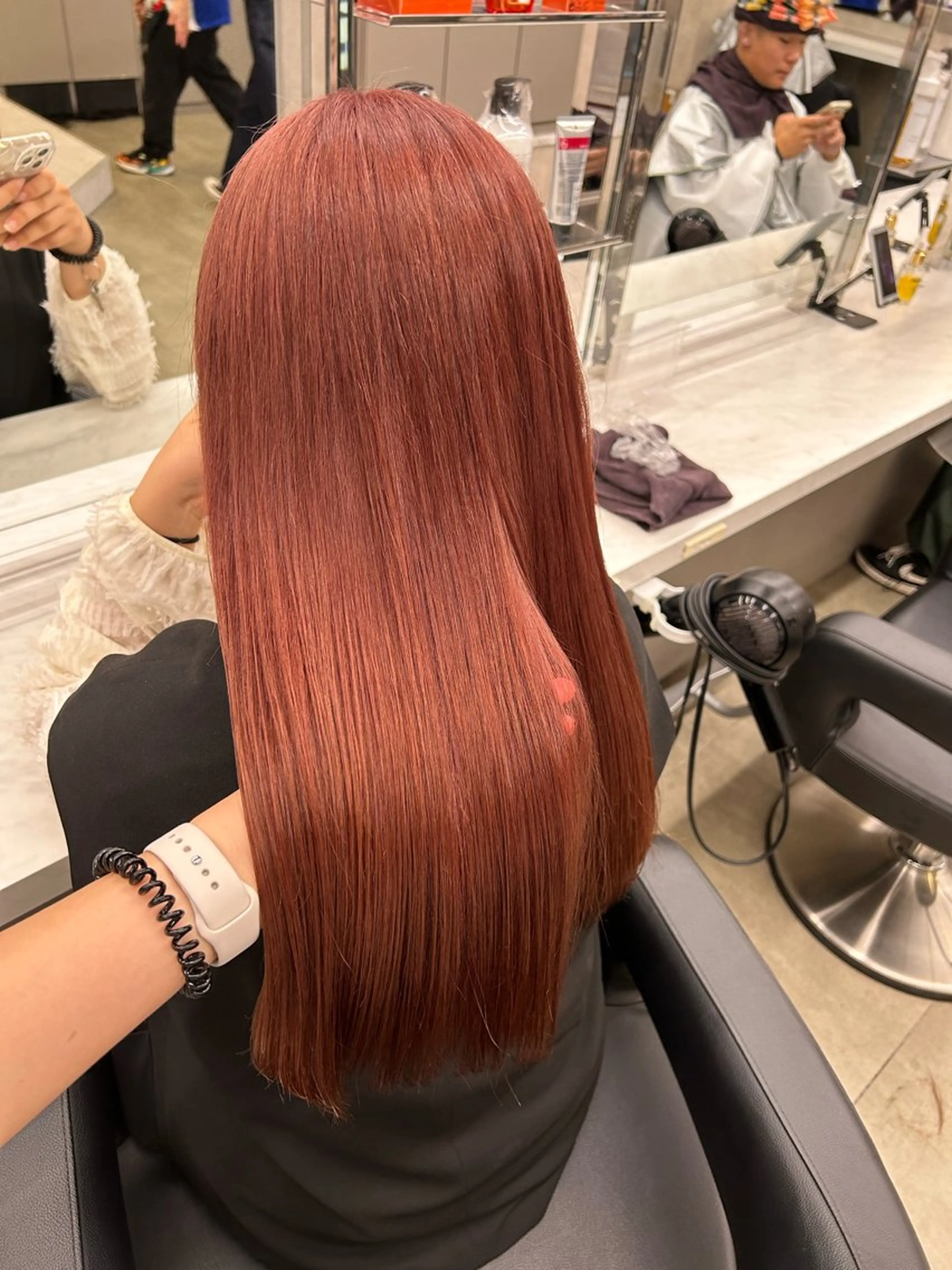 カラー 透明感ベージュ🤎 ナチュラルレイヤーのヘアスタイル