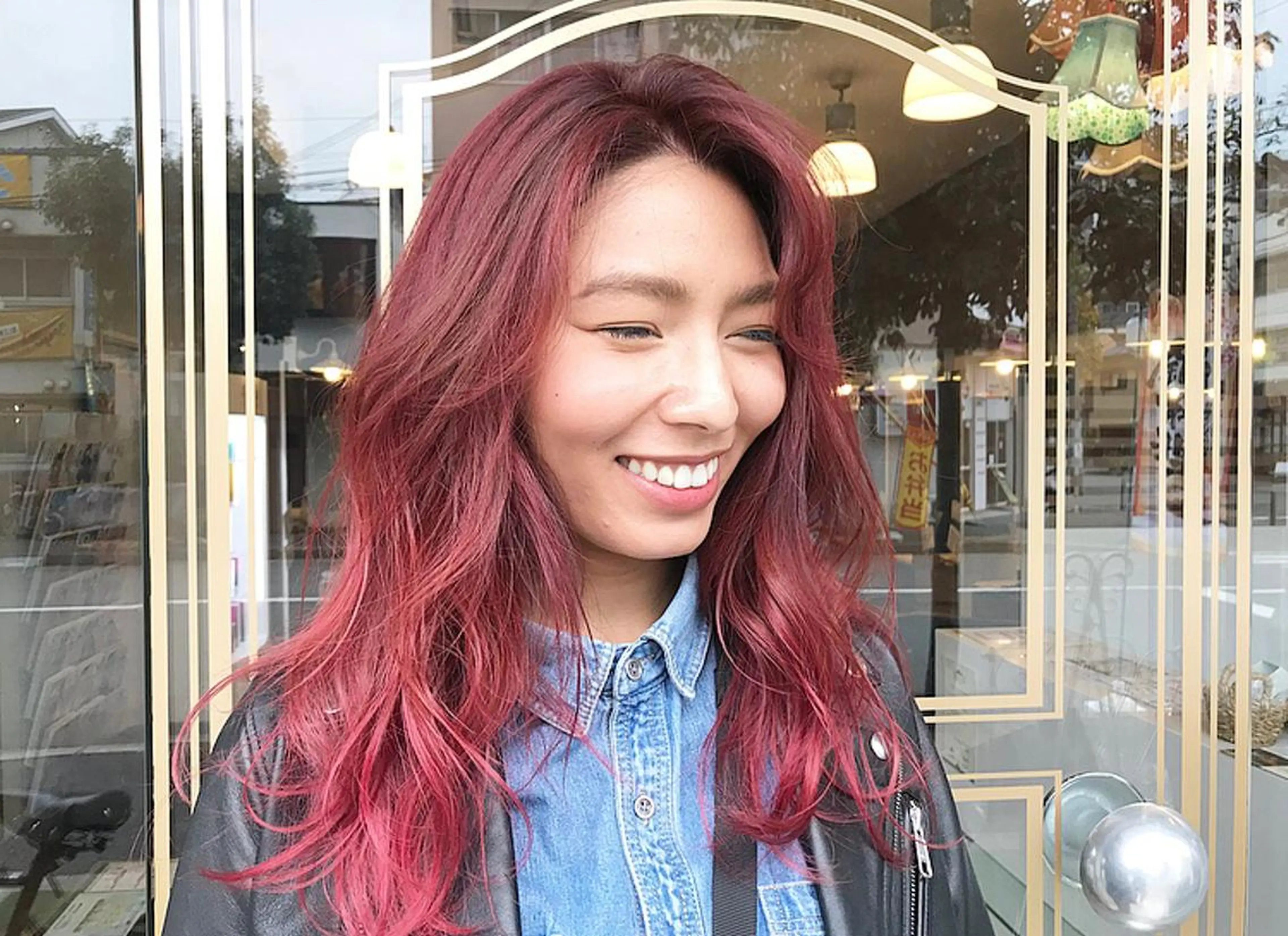 ロング カラー ヘアアレンジ マツエク・マツパ Kawaguchi Arisaのヘアスタイル