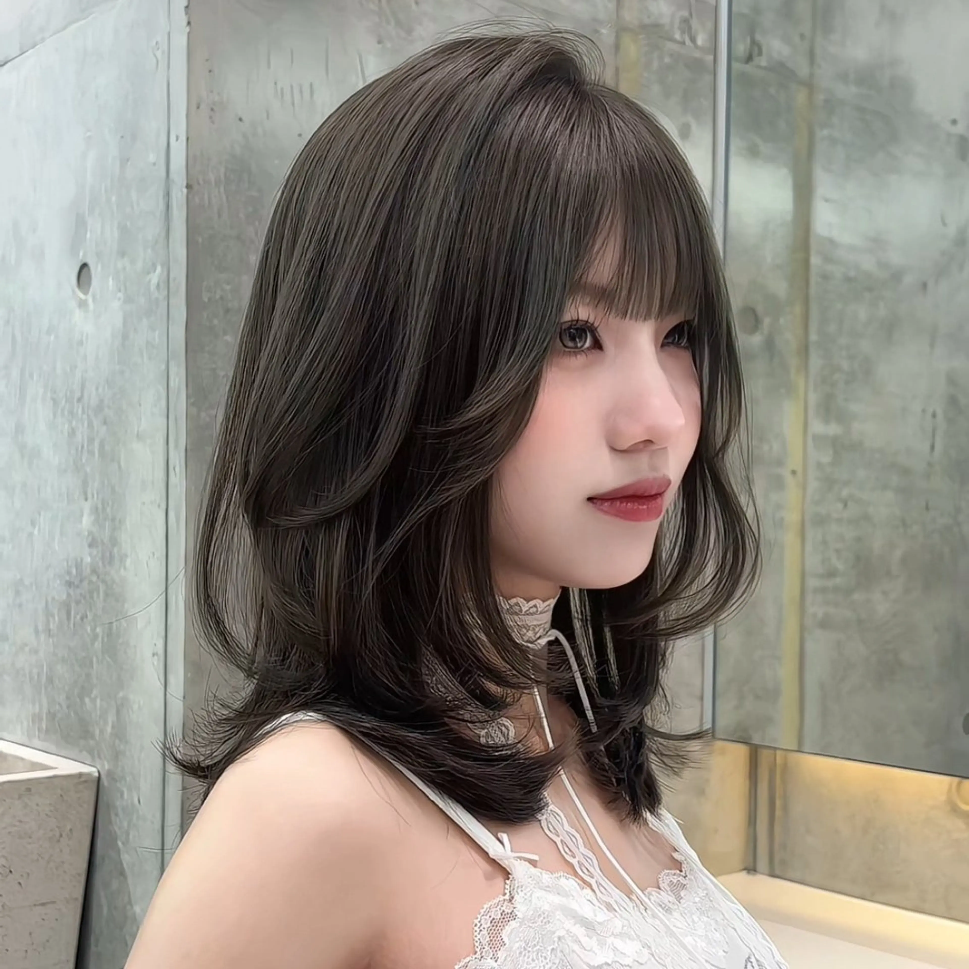 ミディアム カラー ミディアムレイヤー 伸ばしかけ レイヤーカット カット ヘアカラー トリートメント 🎀𝑆𝐴𝑅𝐴 /レイヤーカット🎀のヘアスタイル