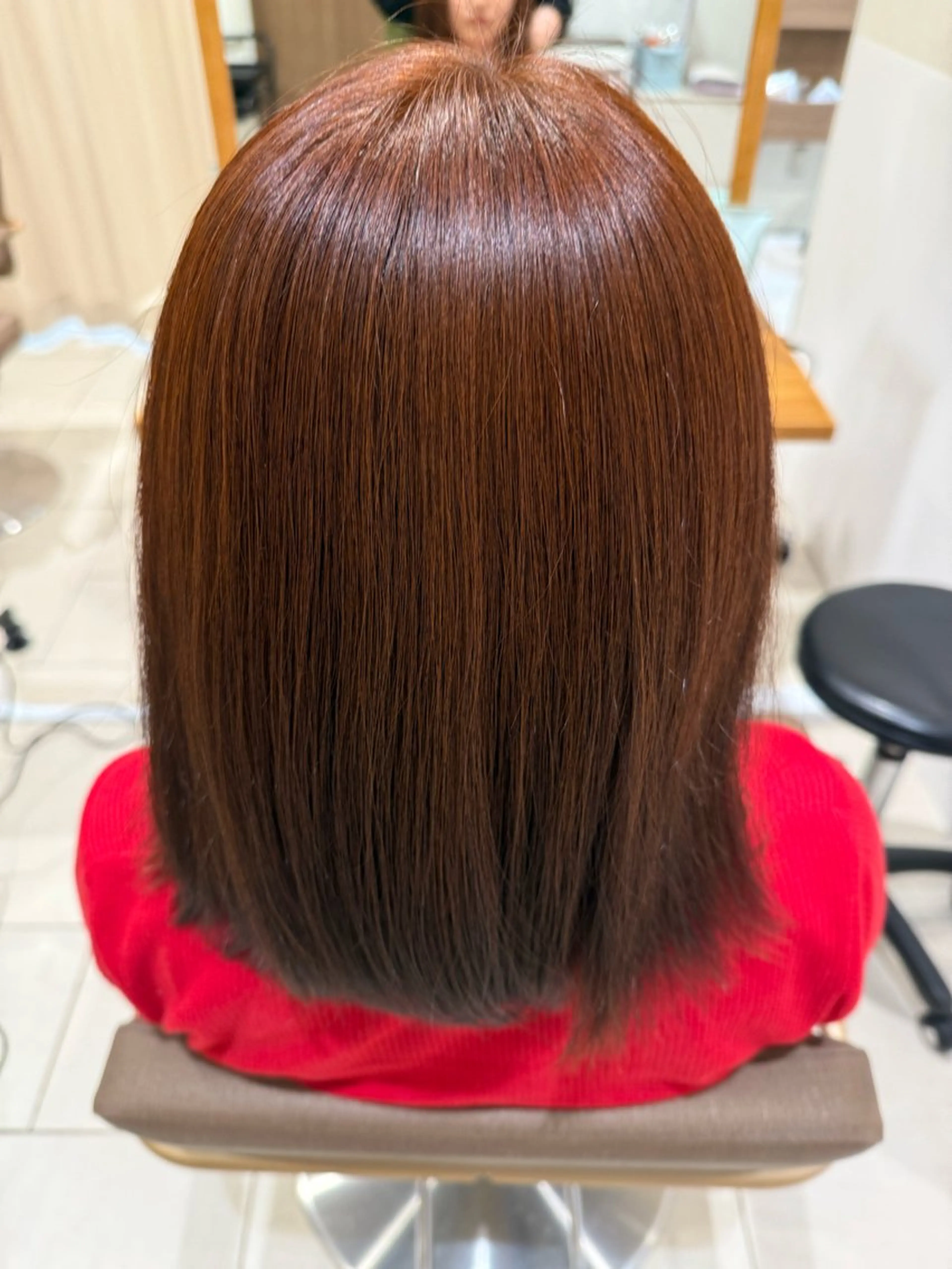 ミディアム 川端 芽衣のヘアスタイル