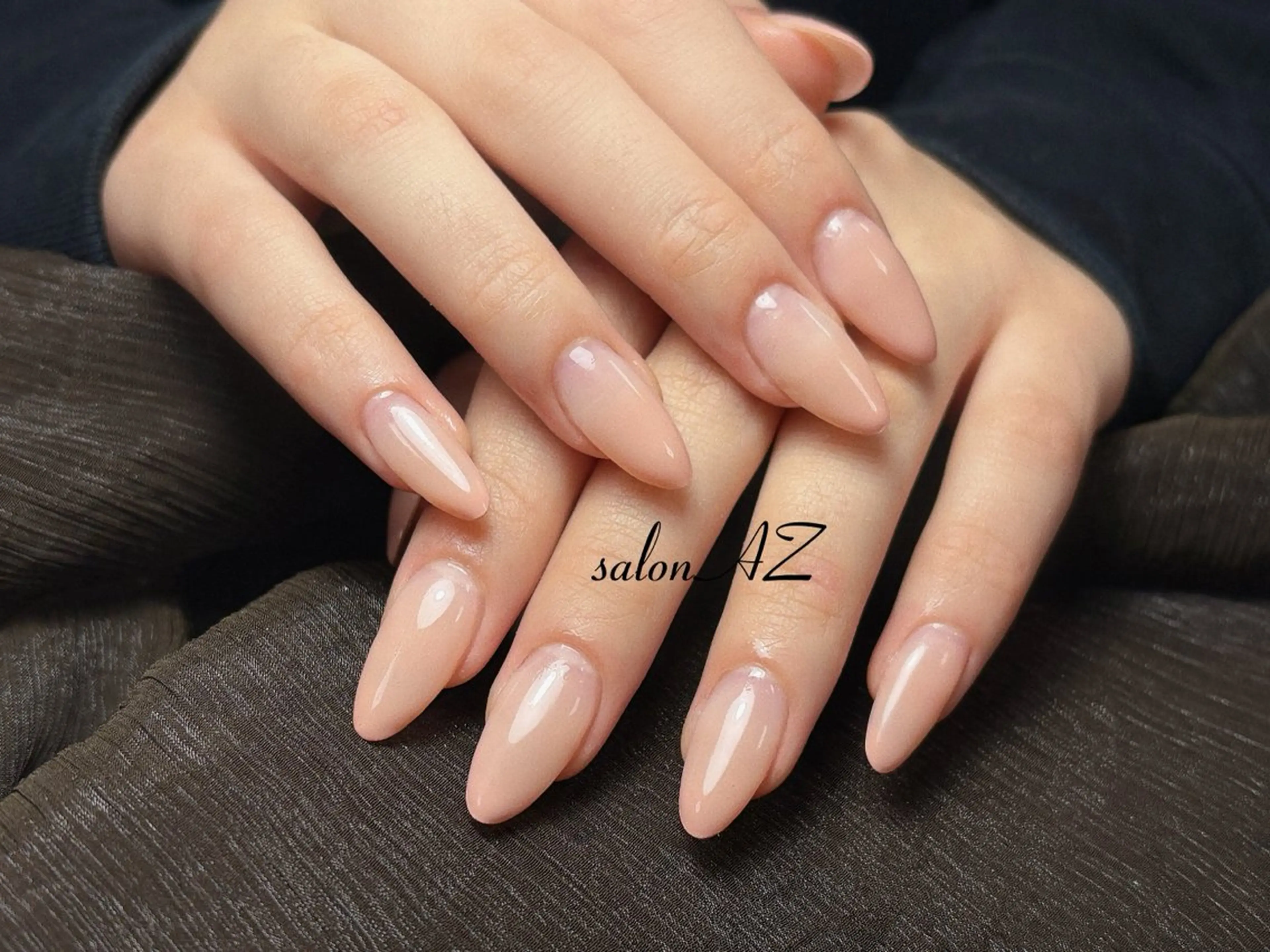 ネイル 長さ出し フットネイル フレンチネイル マグネットネイル ニュアンスネイル ハンドネイル salon AZのネイルデザイン