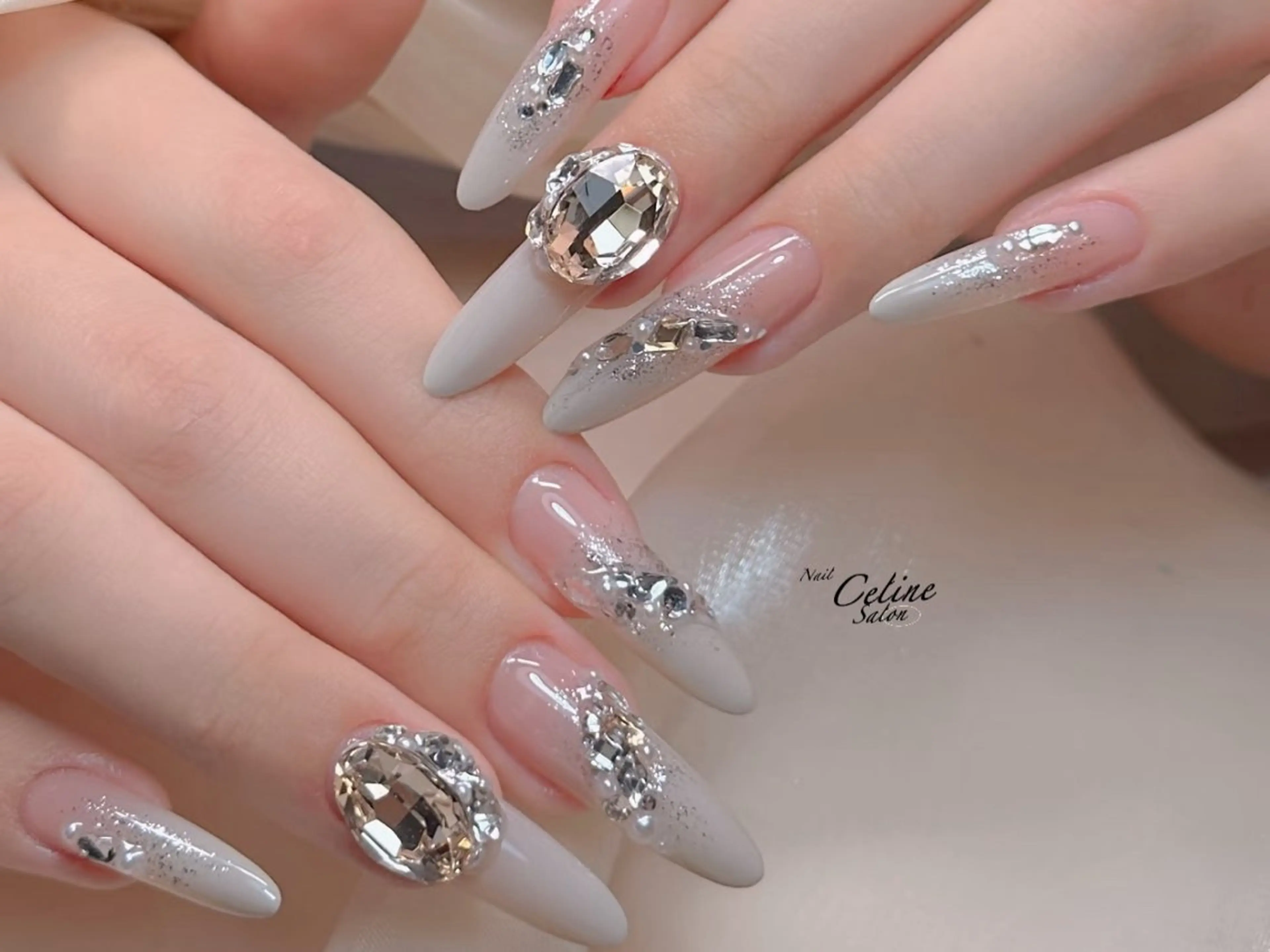 ロング Nail Salon Celine 柏店所属・Nail Salon Celine柏店のネイルデザイン