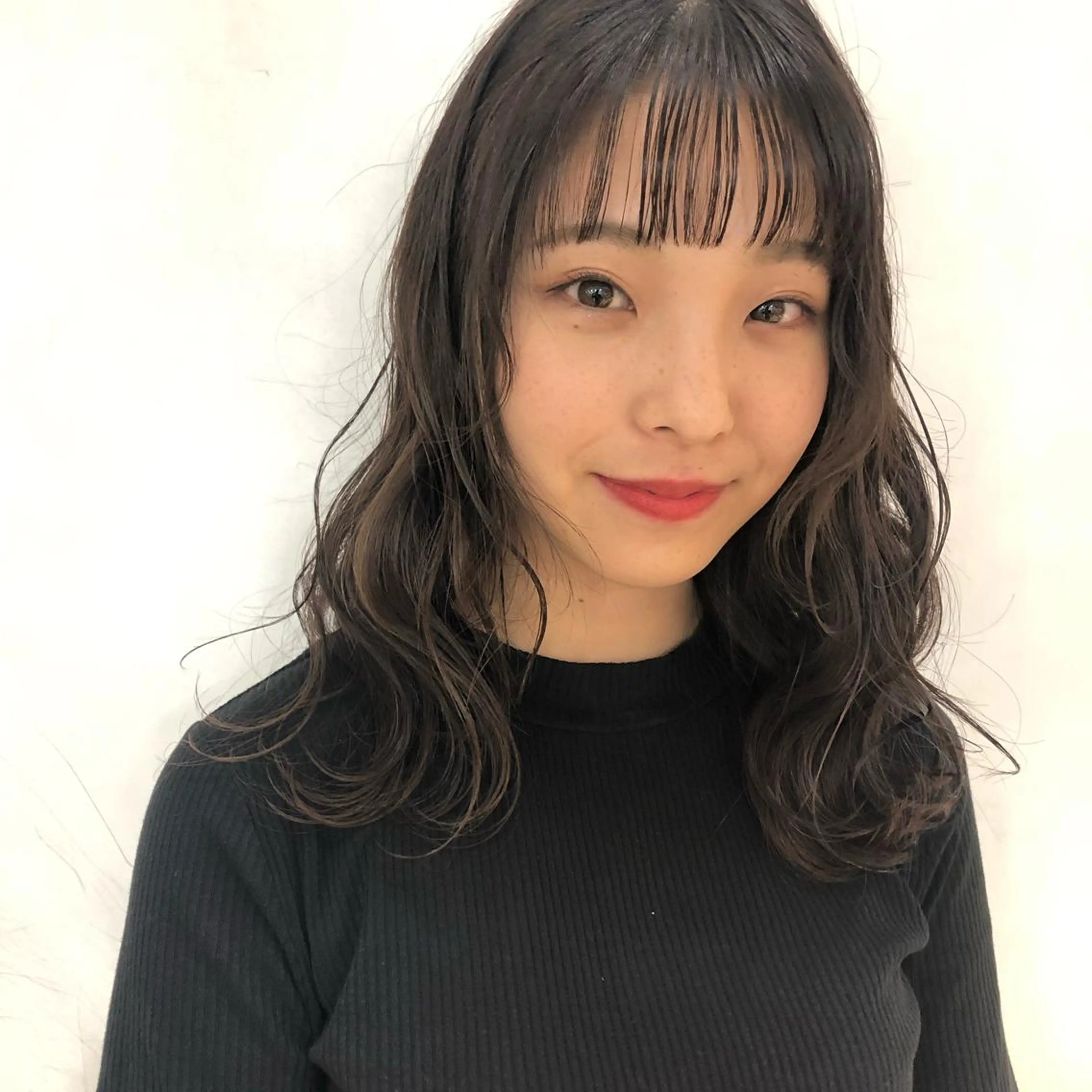 ミディアム 近藤 千裕のヘアスタイル