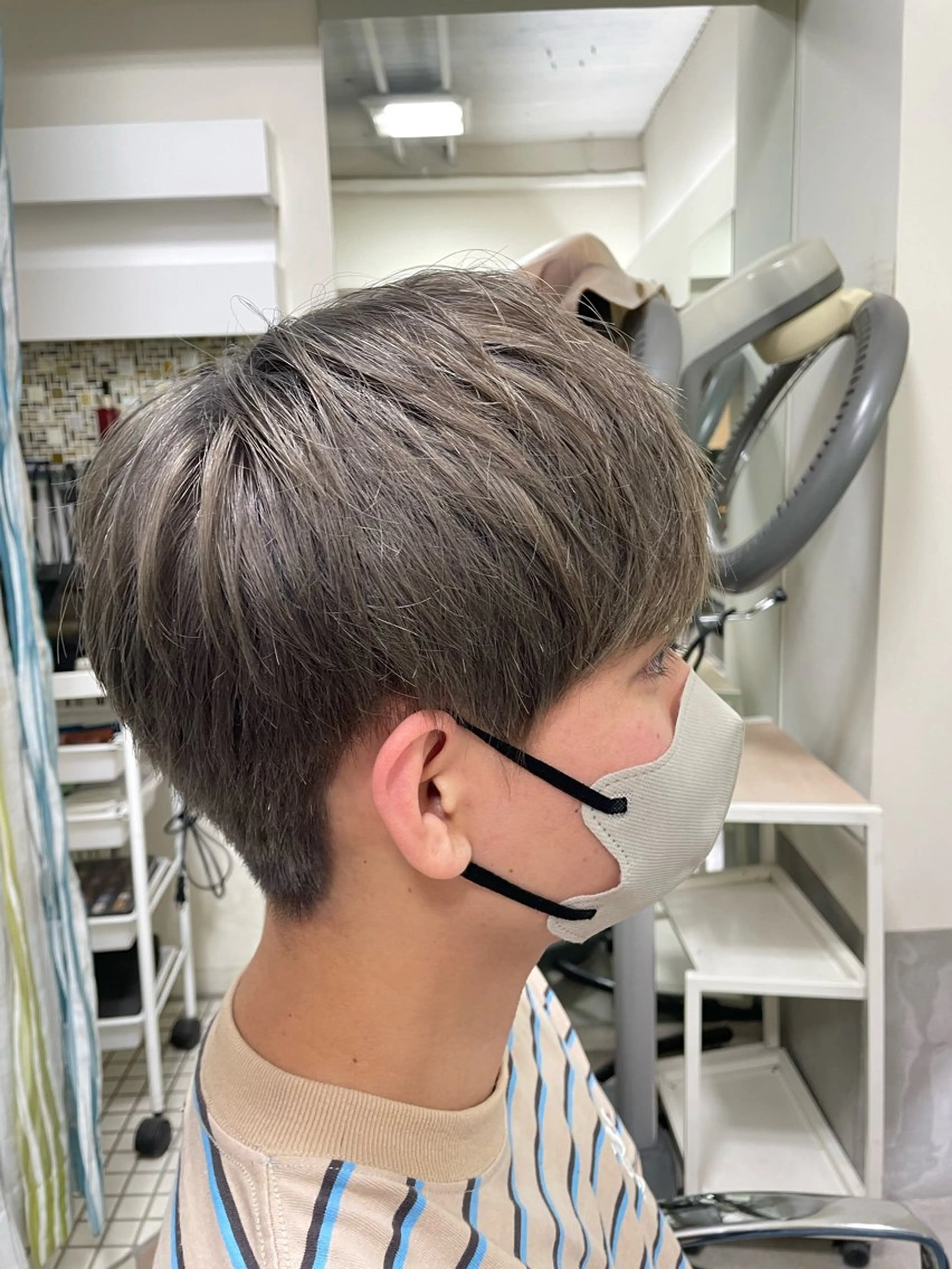 ダブルカラー(ブリーチ込み)の写真