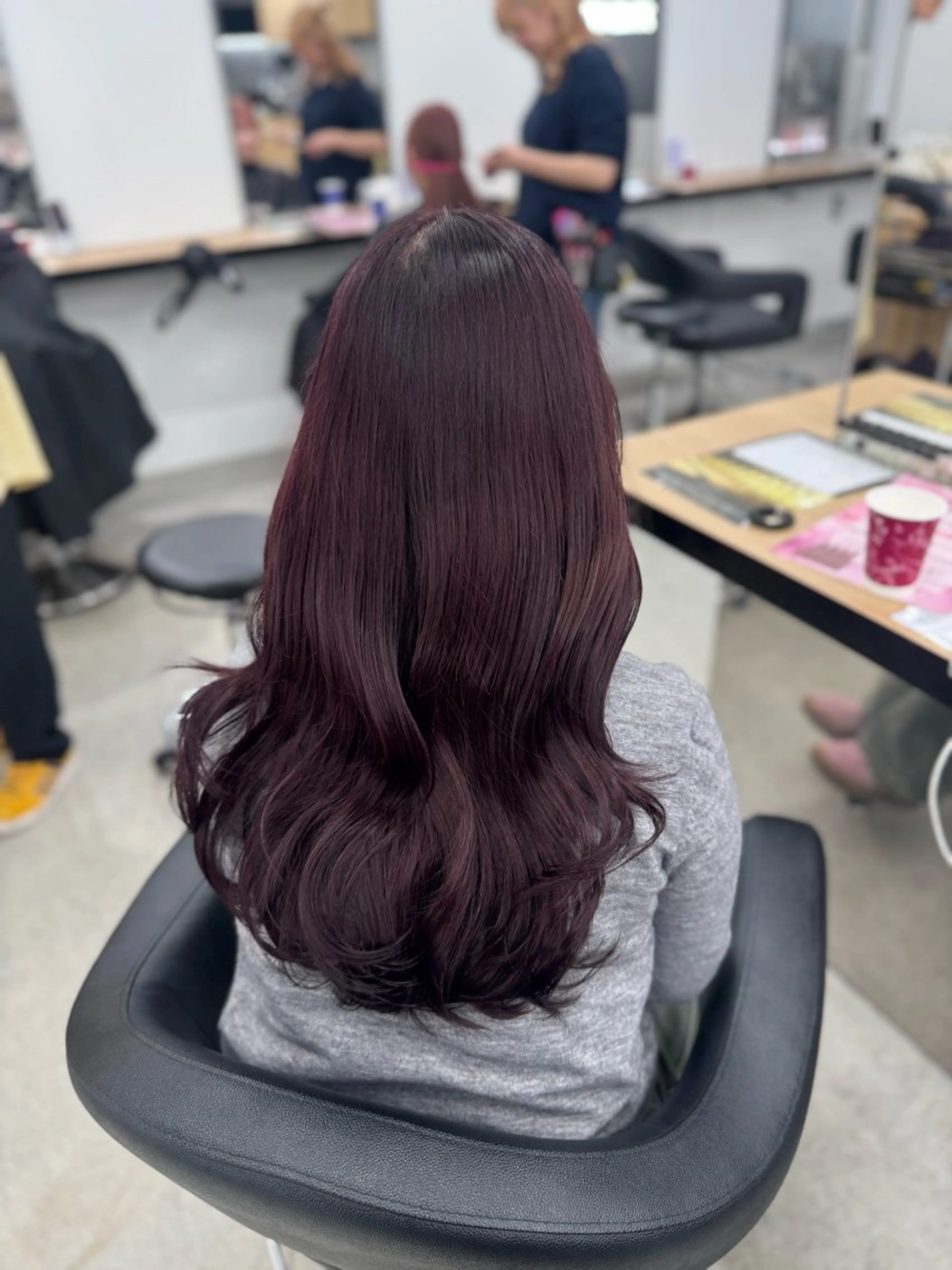 セミロング カラー ヘアアレンジ カット ヘアカラー トリートメント ヘアセット 🤍淡色ピンク&ラベ ンダーYUKI🤍のヘアスタイル