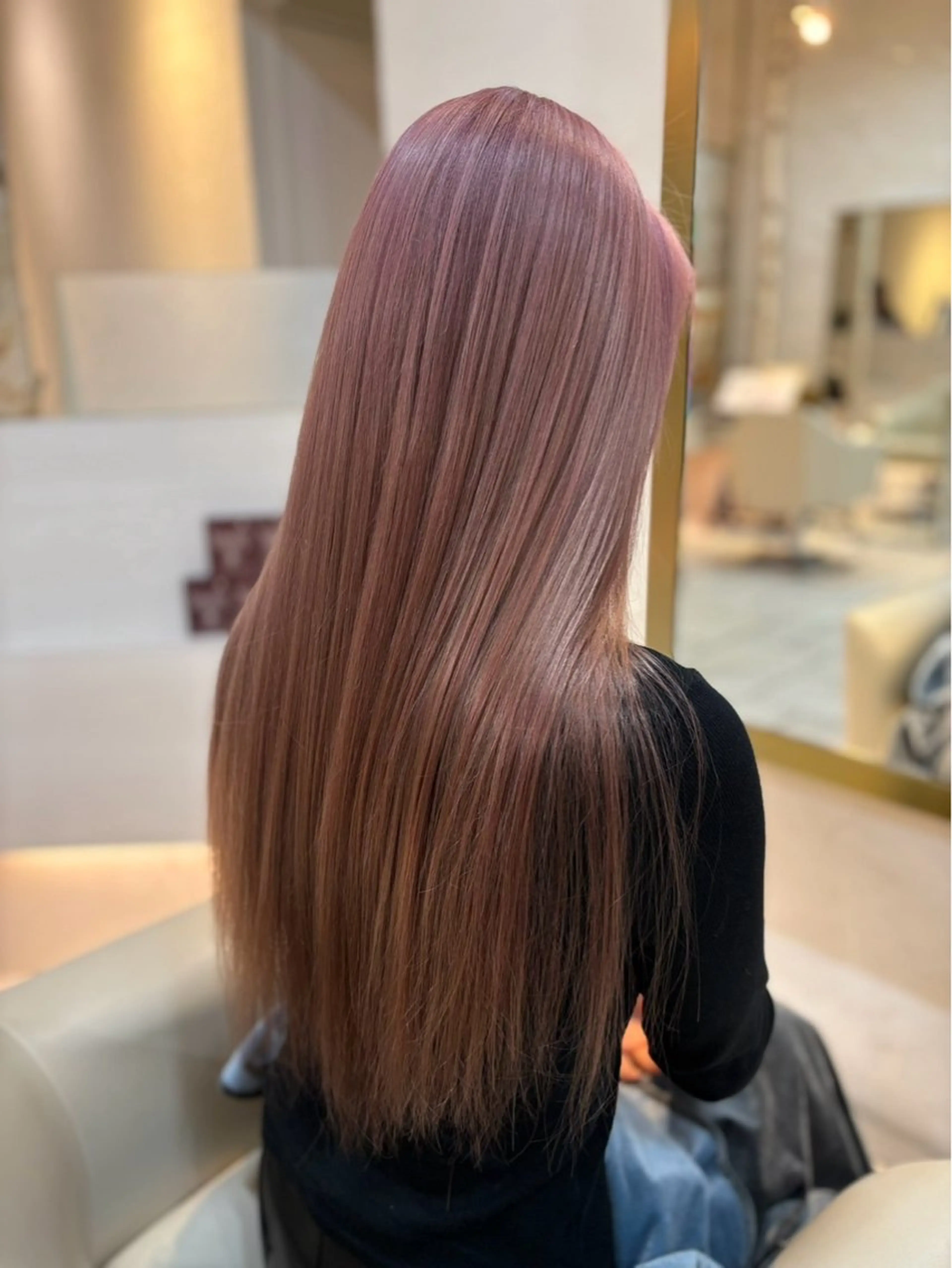 ロング カラー 松本 萌香のヘアスタイル