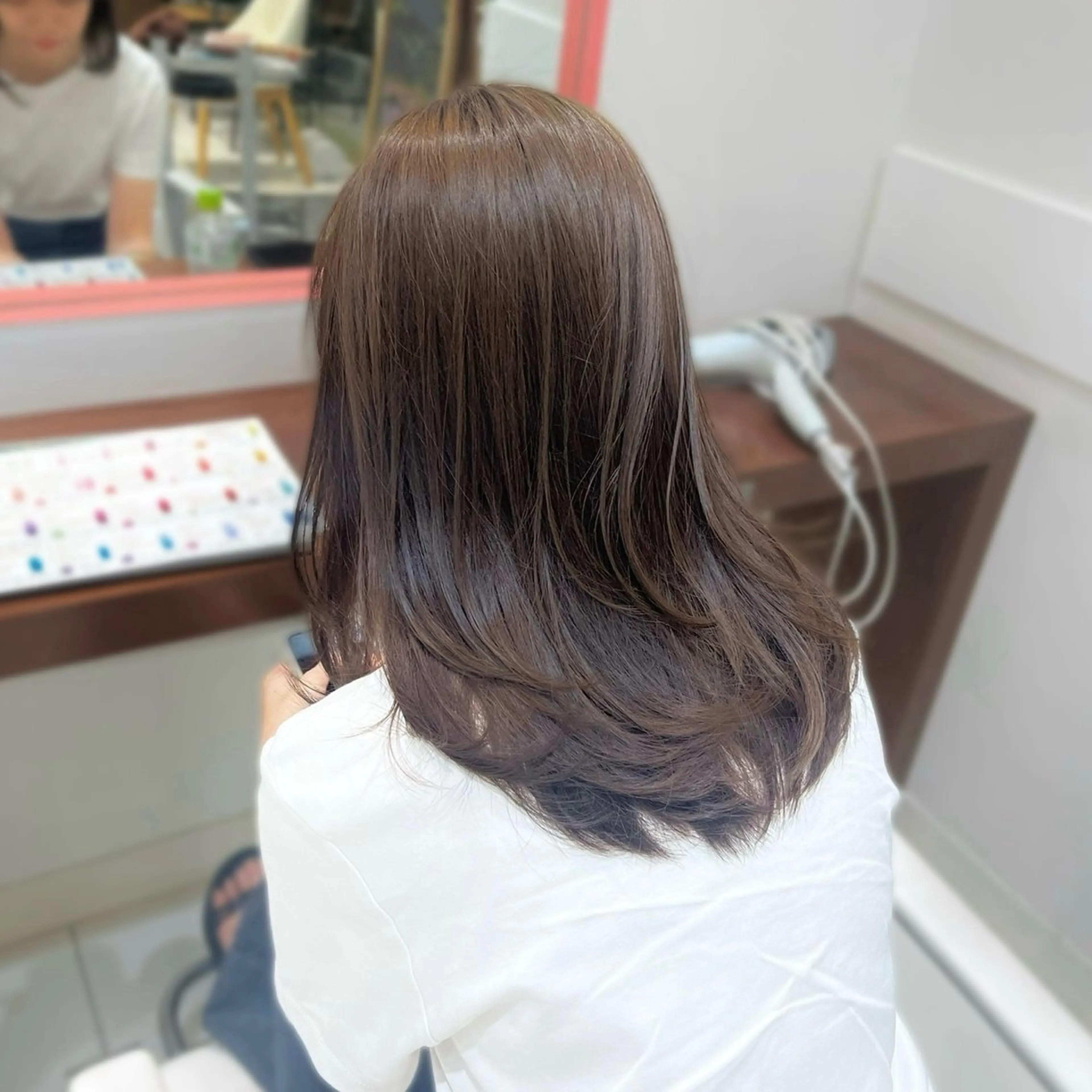 セミロング 似合わせ 垢抜け🌟 AKINOのヘアスタイル