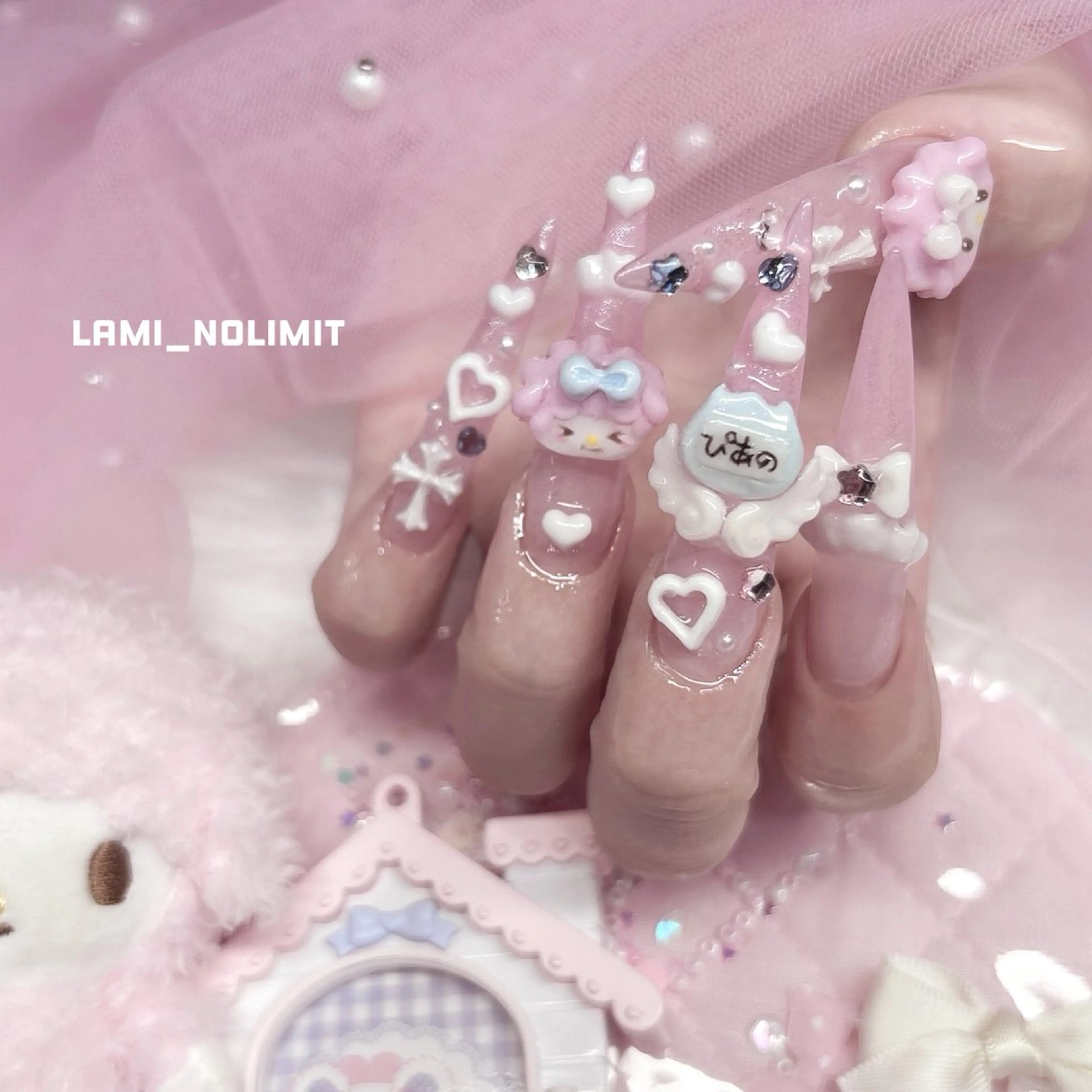 ネイル NOLIMIT.OSAKA所属・NOLIMIT LAMIのネイルデザイン