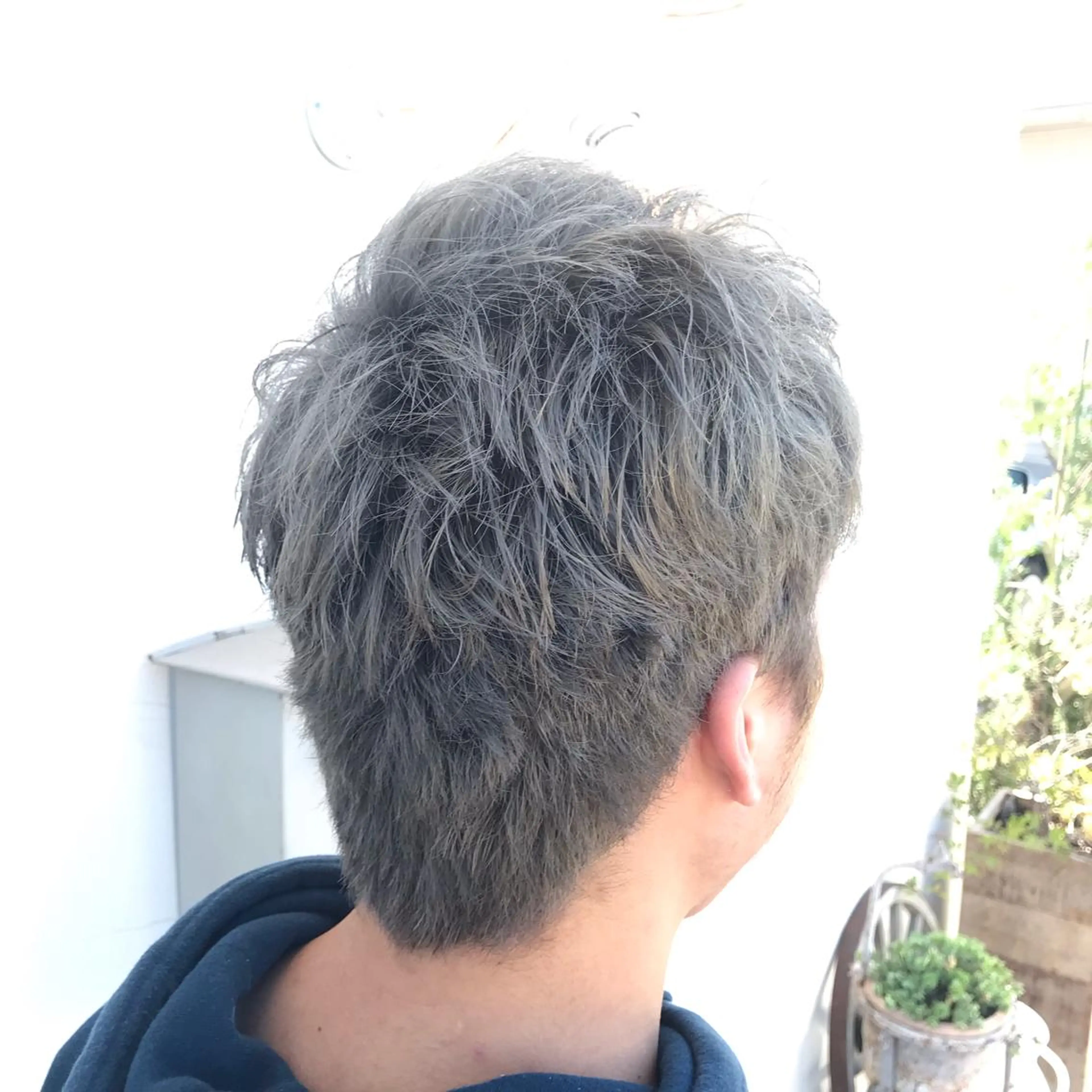 ショート カラー メンズ アッシュ シルバー シルバーアッシュ Hair Musee   柱店所属・topstylist 吉住 早織のヘアスタイル