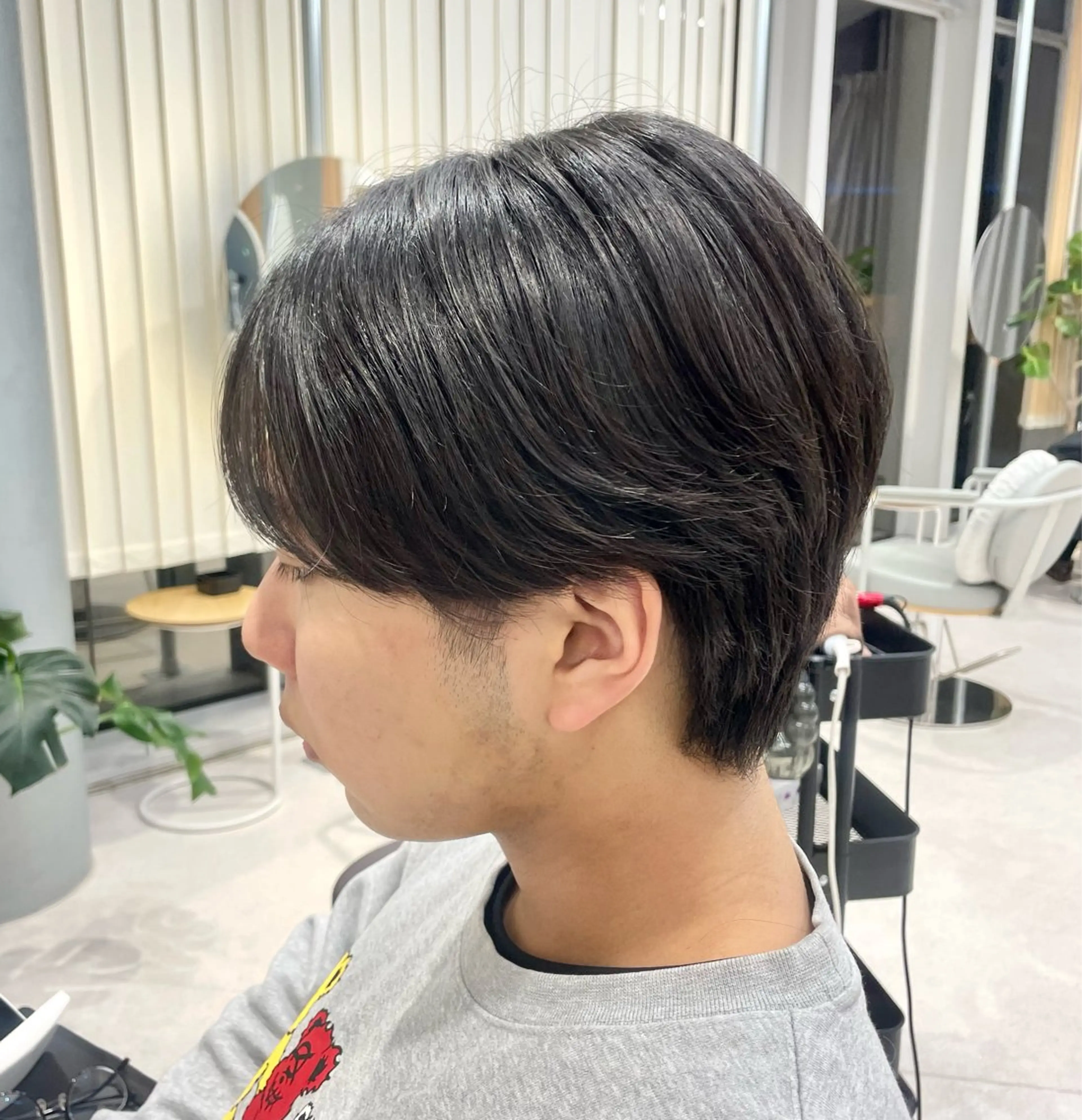 メンズ マッシュ 刈り上げ カット hana ・メンズ特化のヘアスタイル