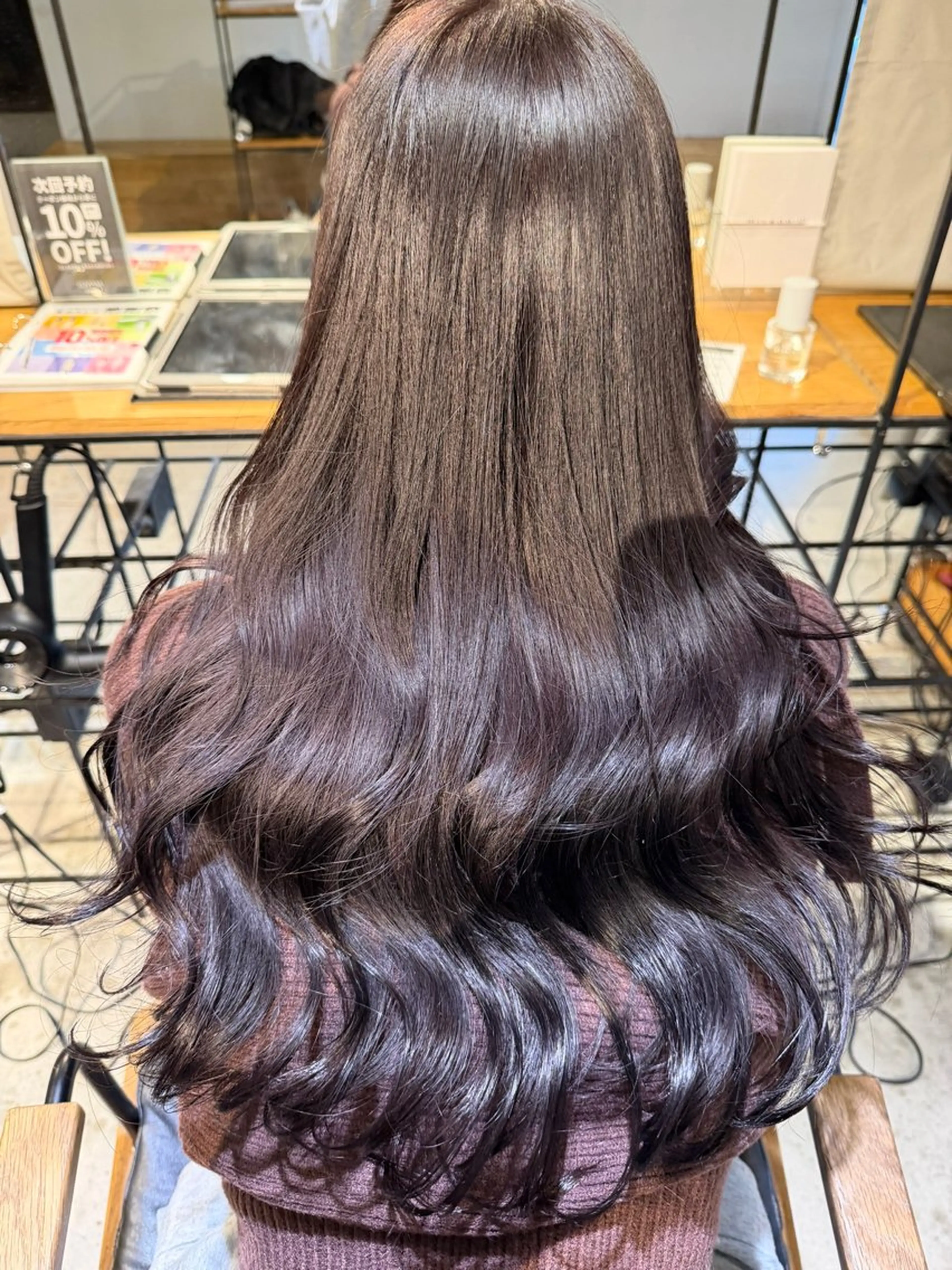 【💡2回目以降の方はこちら💡】艶カラー+オージュアトリートメント+ブロー🎀の写真