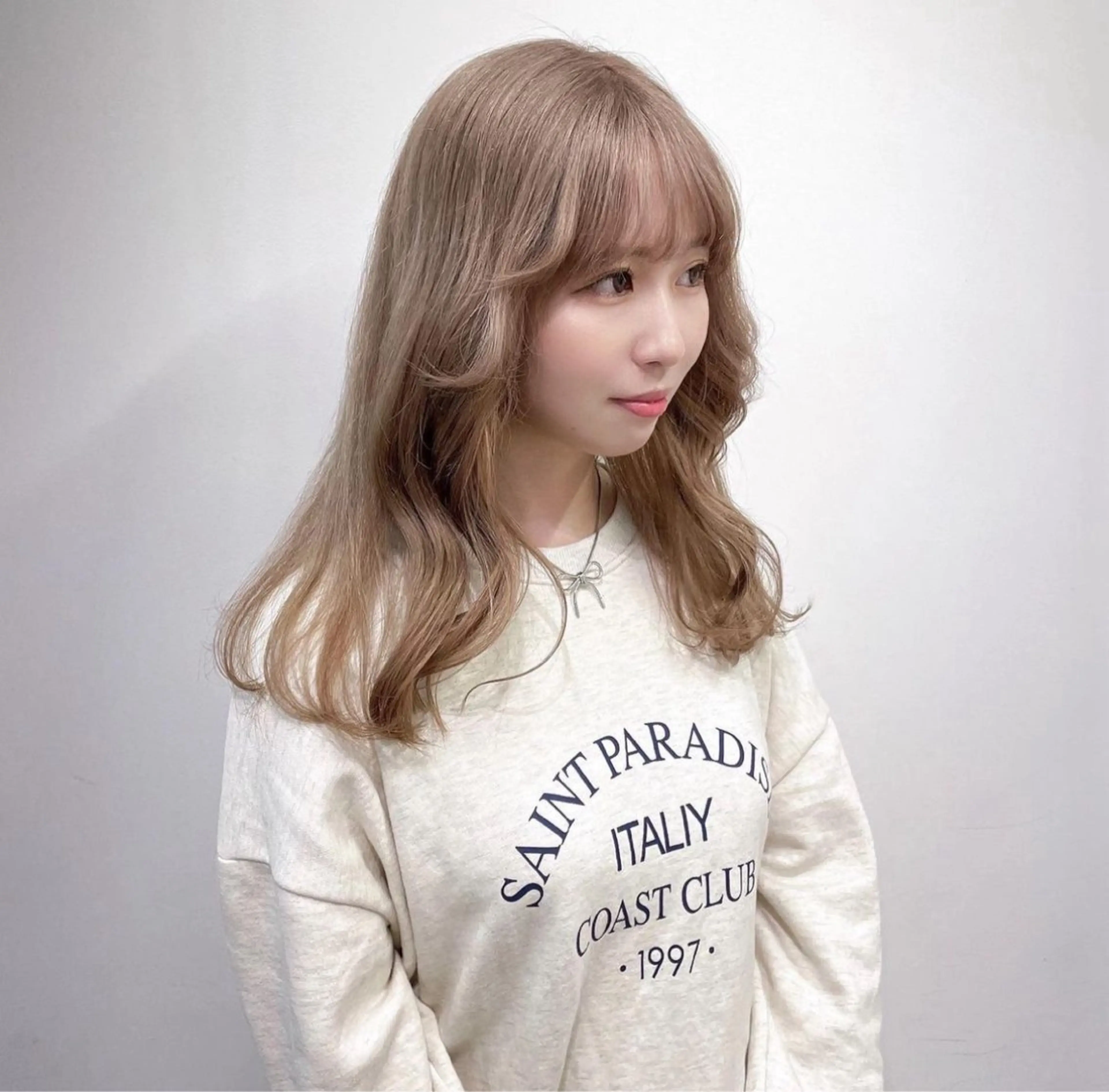 ミディアム ヘアカラー トリートメント サロウィン新宿三丁目East所属・💕冬モテ×上品色気 モテヘア💕山田航介のヘアスタイル