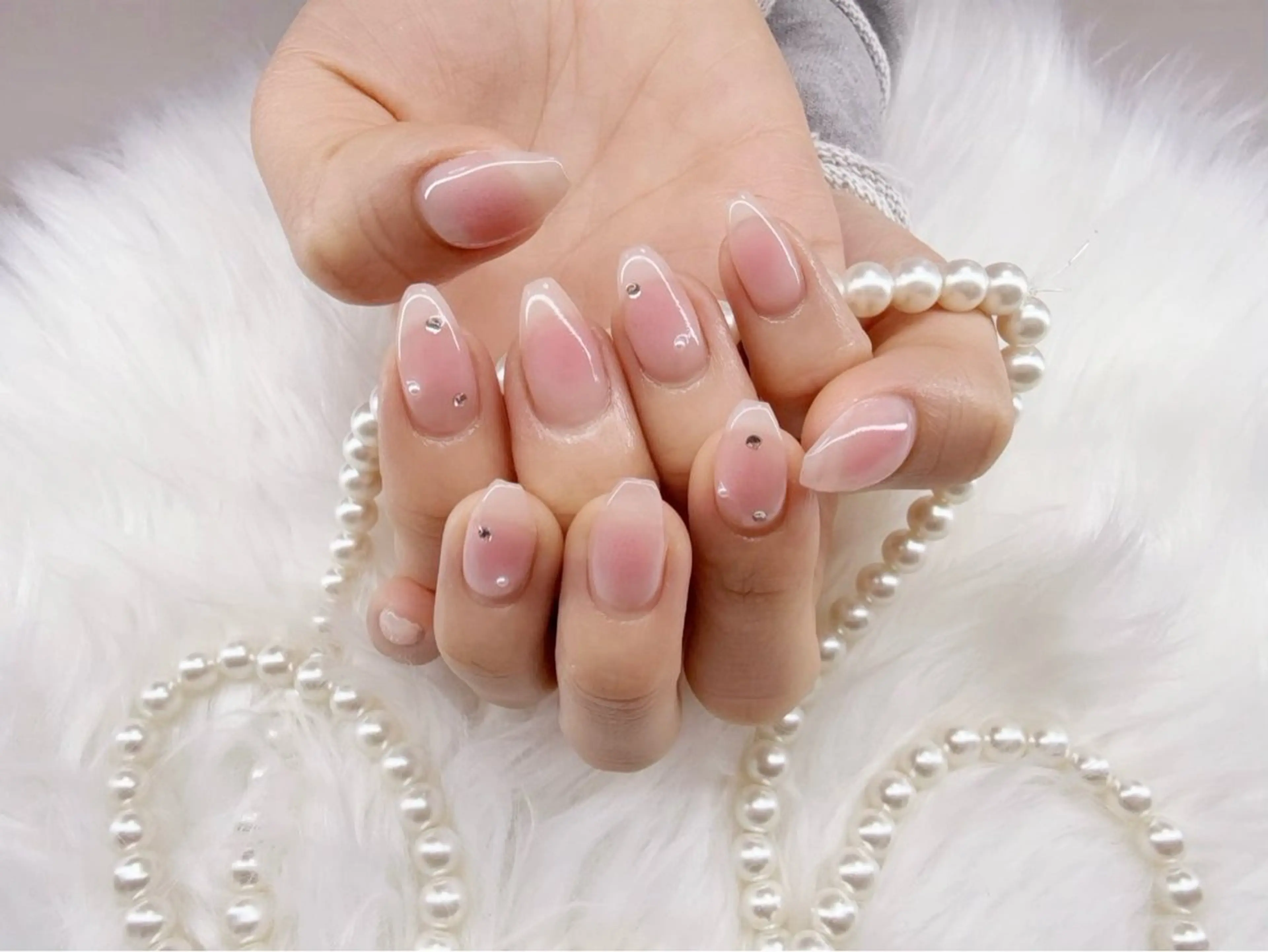 ネイル チークネイル 韓国ネイル ワンホンネイル FLOWATER NAIL&EYELASH所属・MIKI🍑 .のネイルデザイン