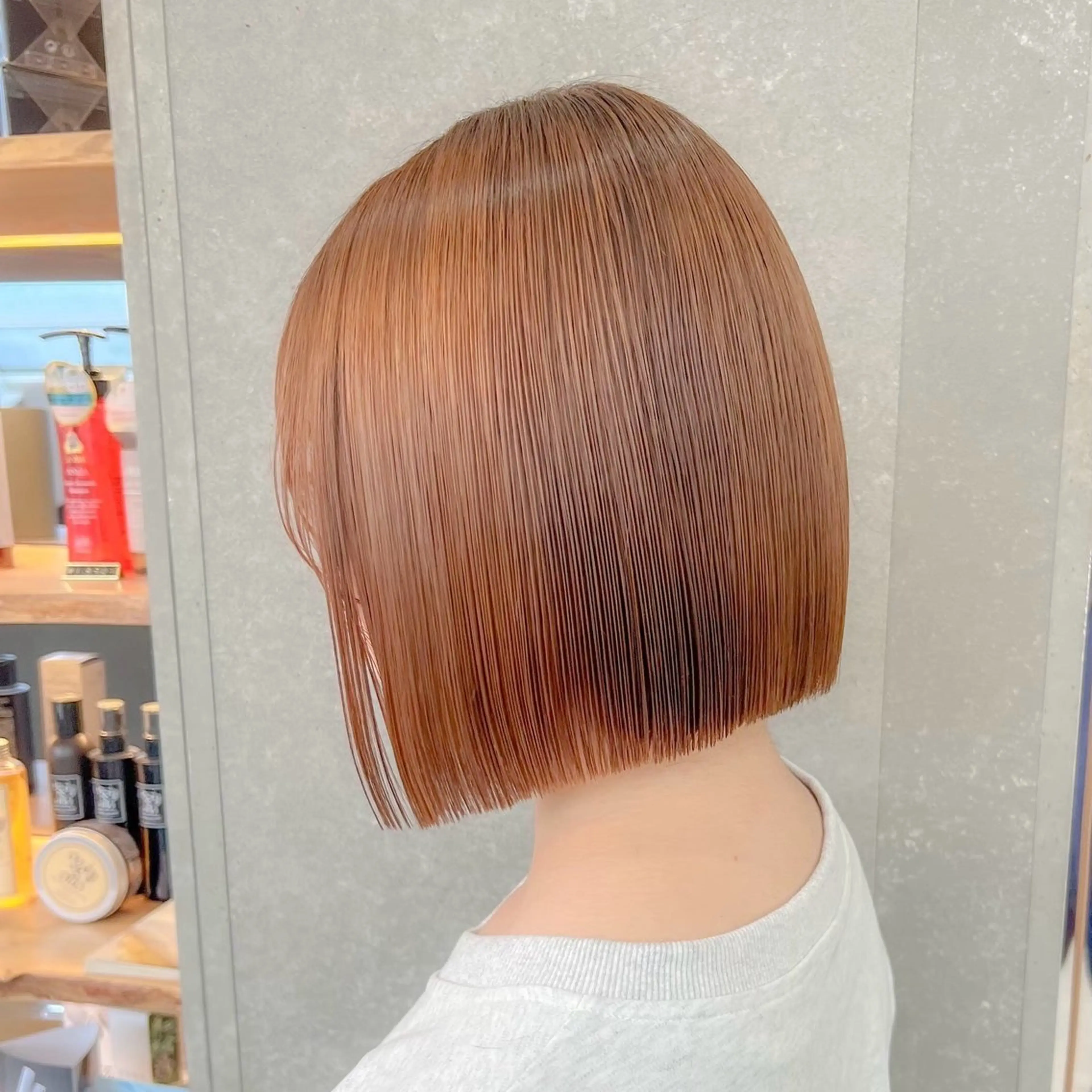 ショート 切りっぱなしボブ ボブ 似合わせカット カット トリートメント 切りっぱなしボブ/ 縮毛矯正/レンのヘアスタイル