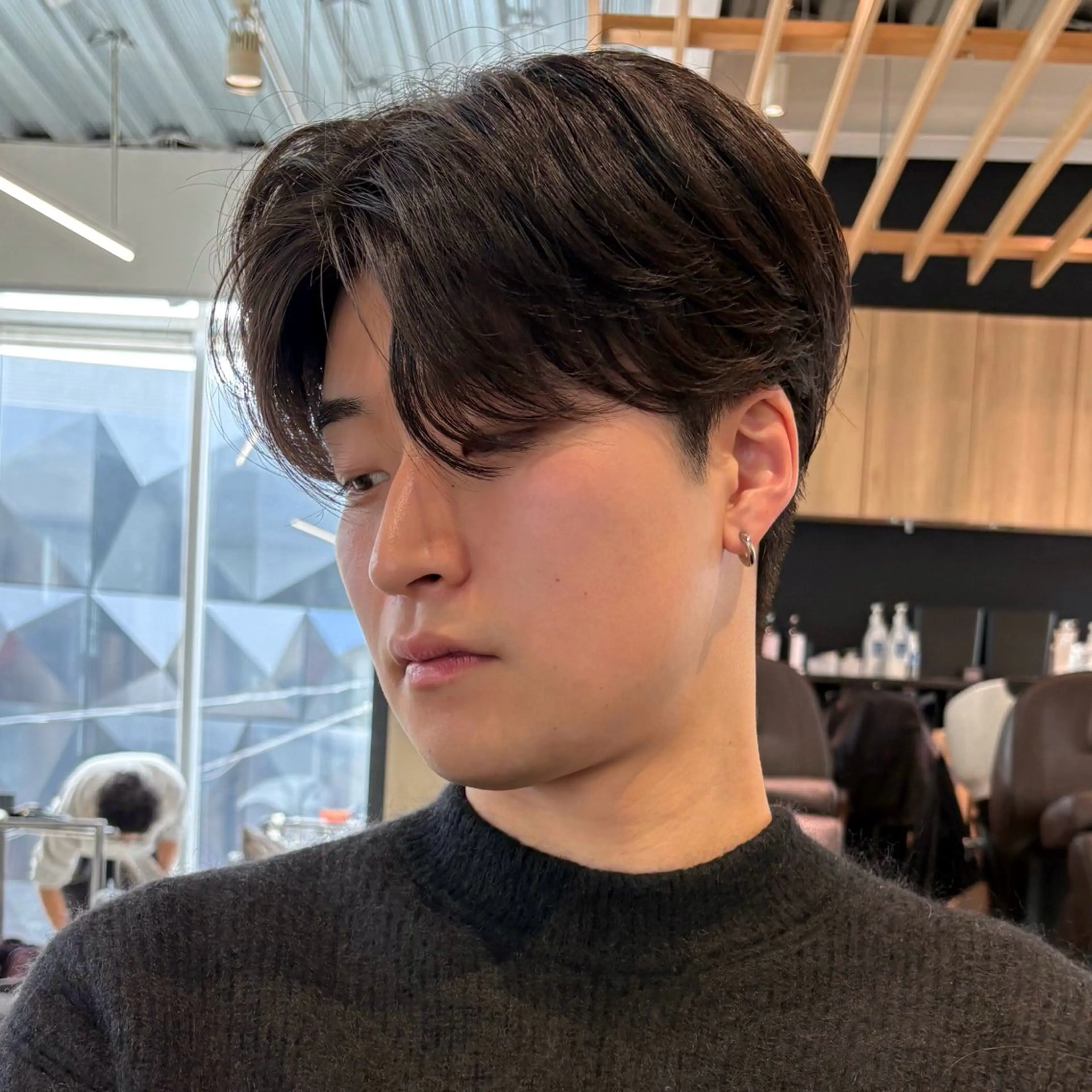 メンズ センターパート カット ありあ【カット、 パーマモデル】のヘアスタイル