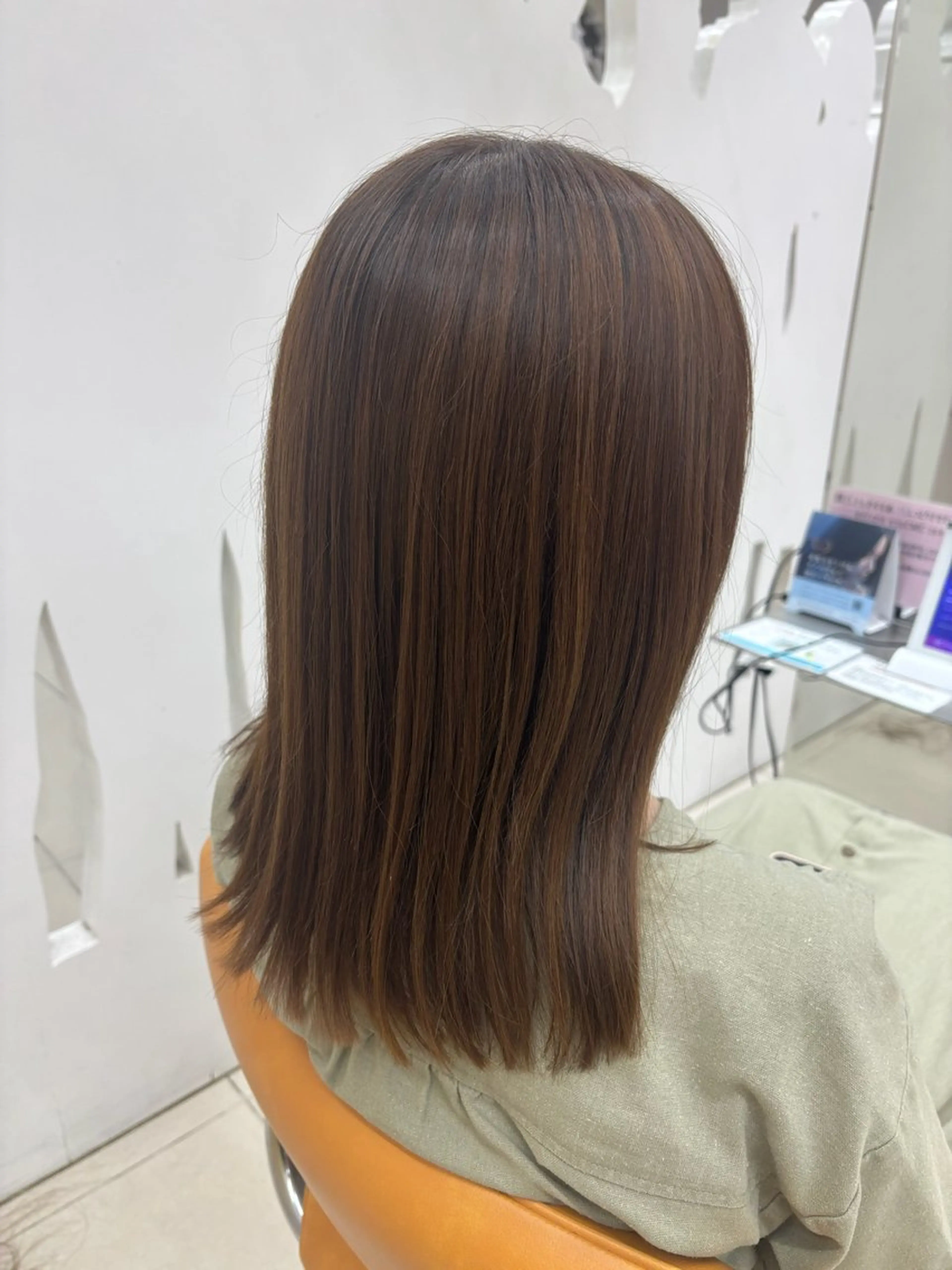 セミロング カラー ヘアカラー 〖カラー特化型✨️〗 さとうあやめのヘアスタイル