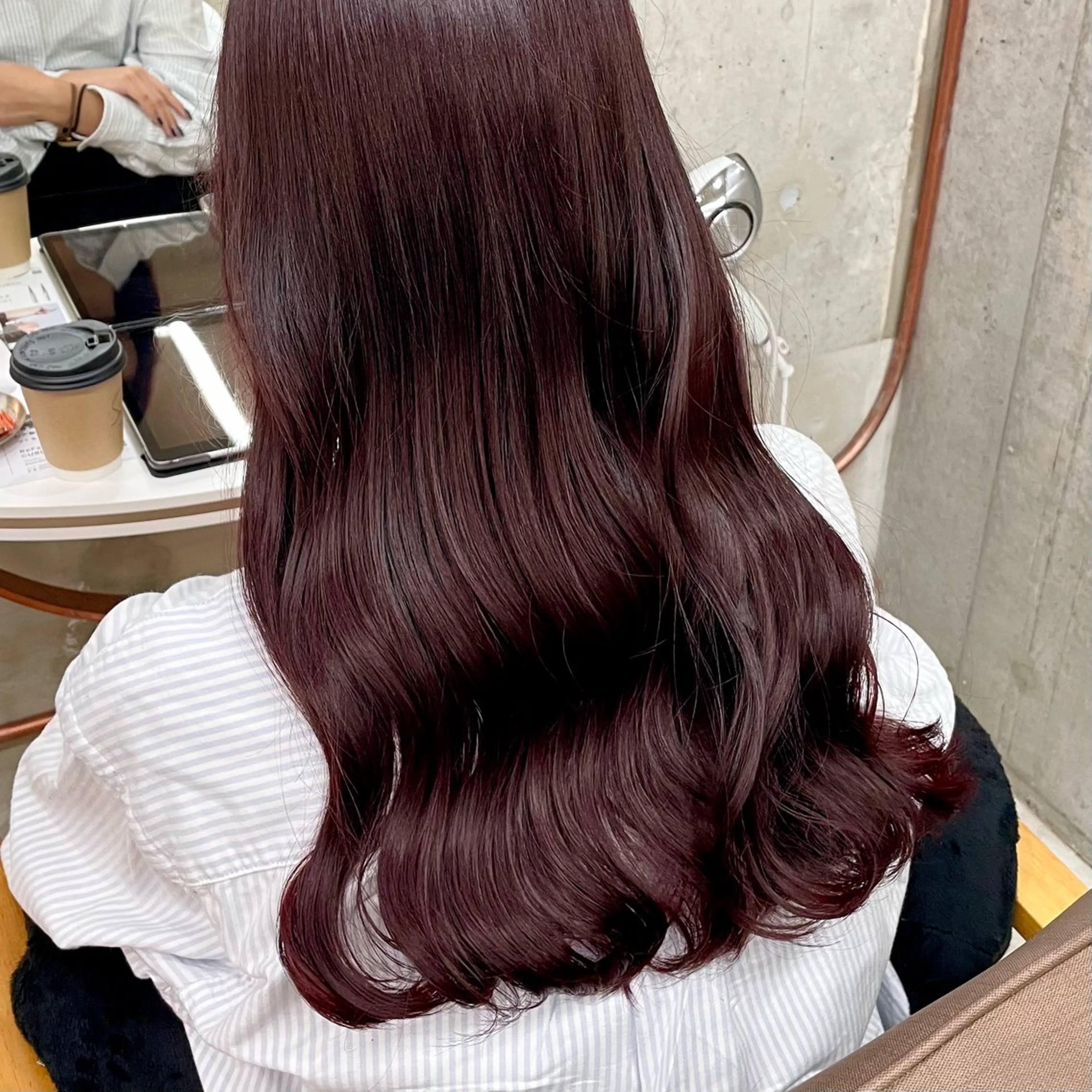 ロング カラー ブリーチ ブリーチなしカラー レッドカラー カット ヘアカラー トリートメント noii / 伊藤 愛莉のヘアスタイル