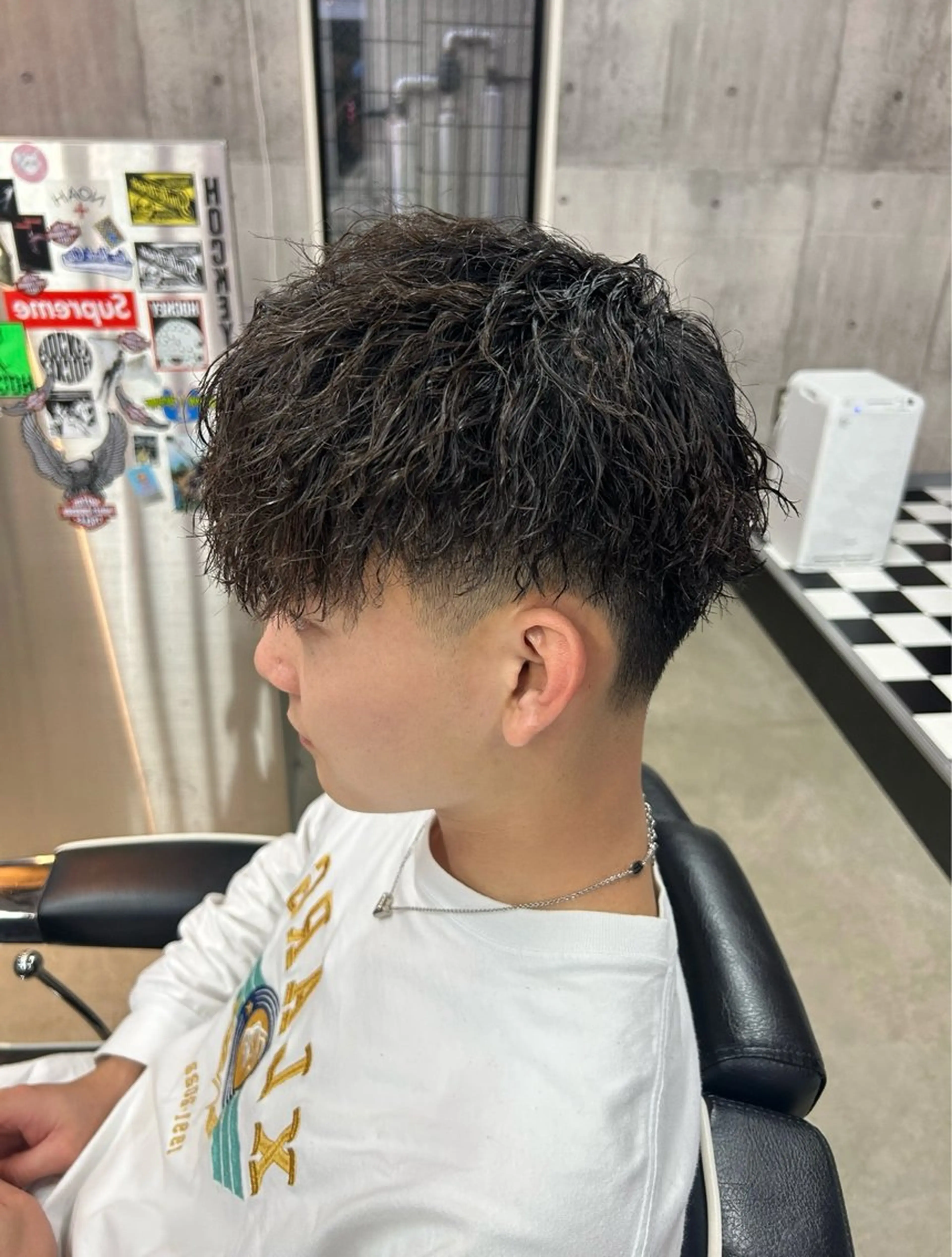 ミディアム 👑パーマの王様👑 【メンズ専門店】のヘアスタイル