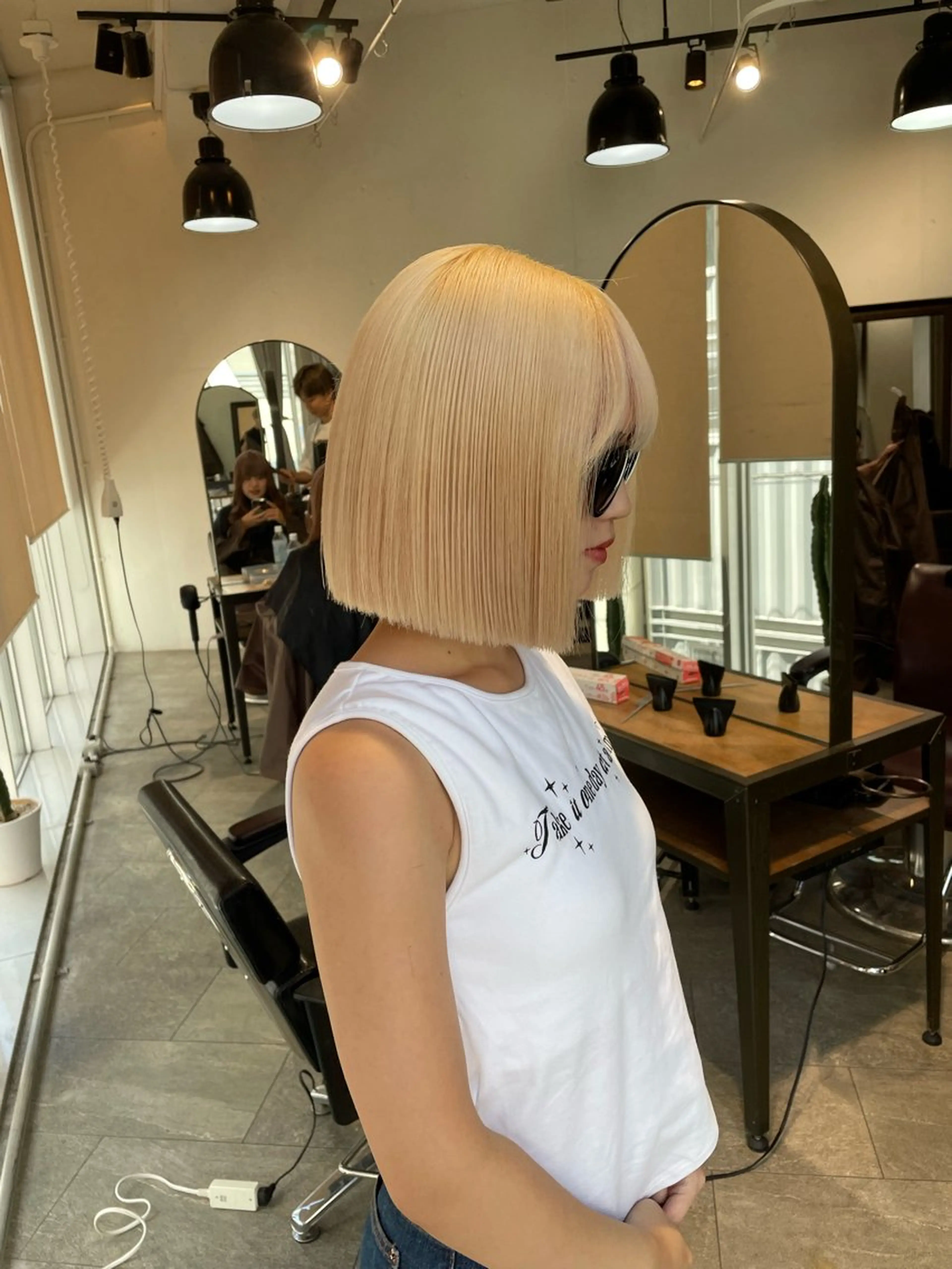 ミディアム カラー カット ヘアカラー トリートメント ヘアセット 💜ハイトーン💛 マジカルかいちゃんのヘアスタイル