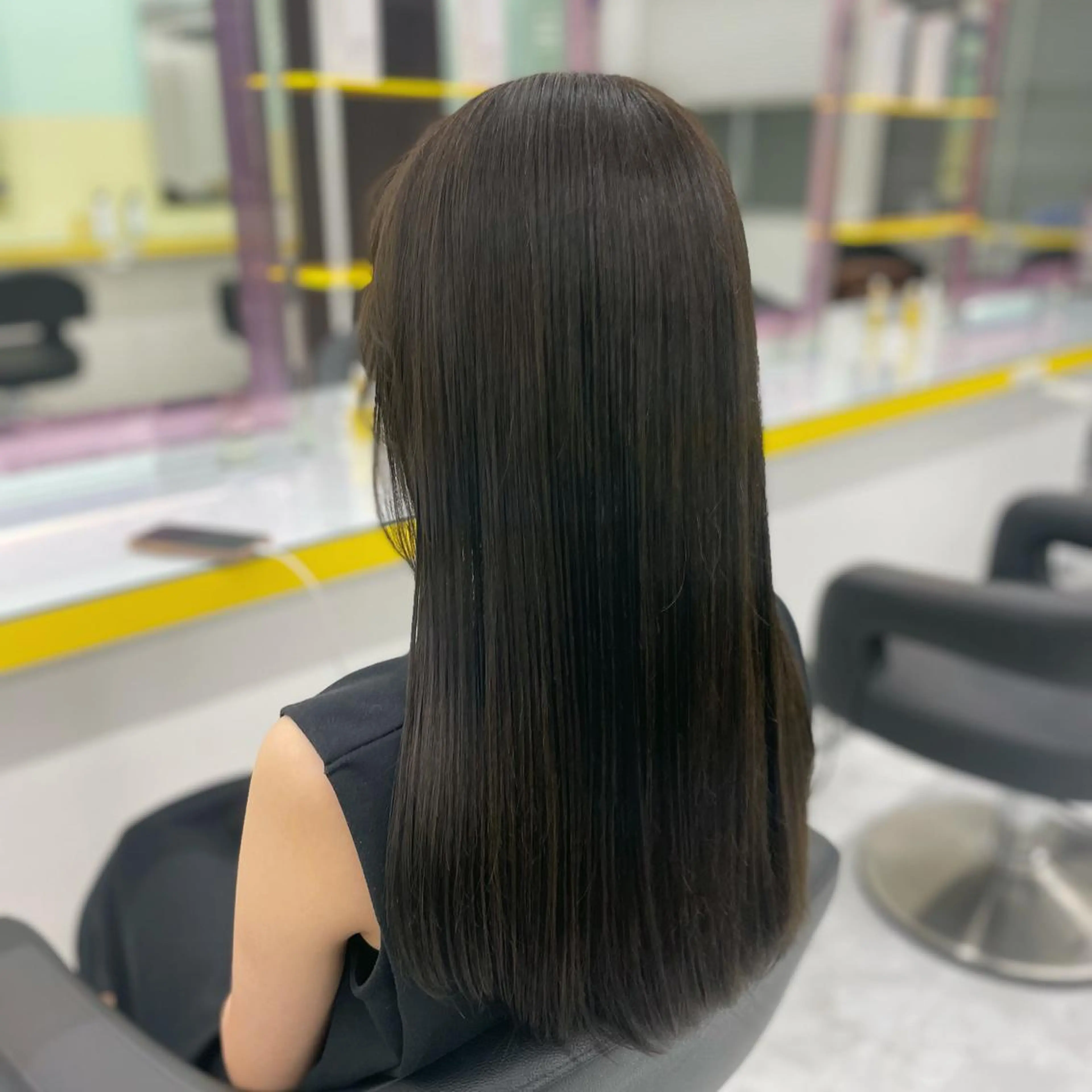 ミディアム カラー ヘアアレンジ カット ヘアカラー トリートメント ☁️縮毛矯正✖️ 透明感☁️りくのヘアスタイル