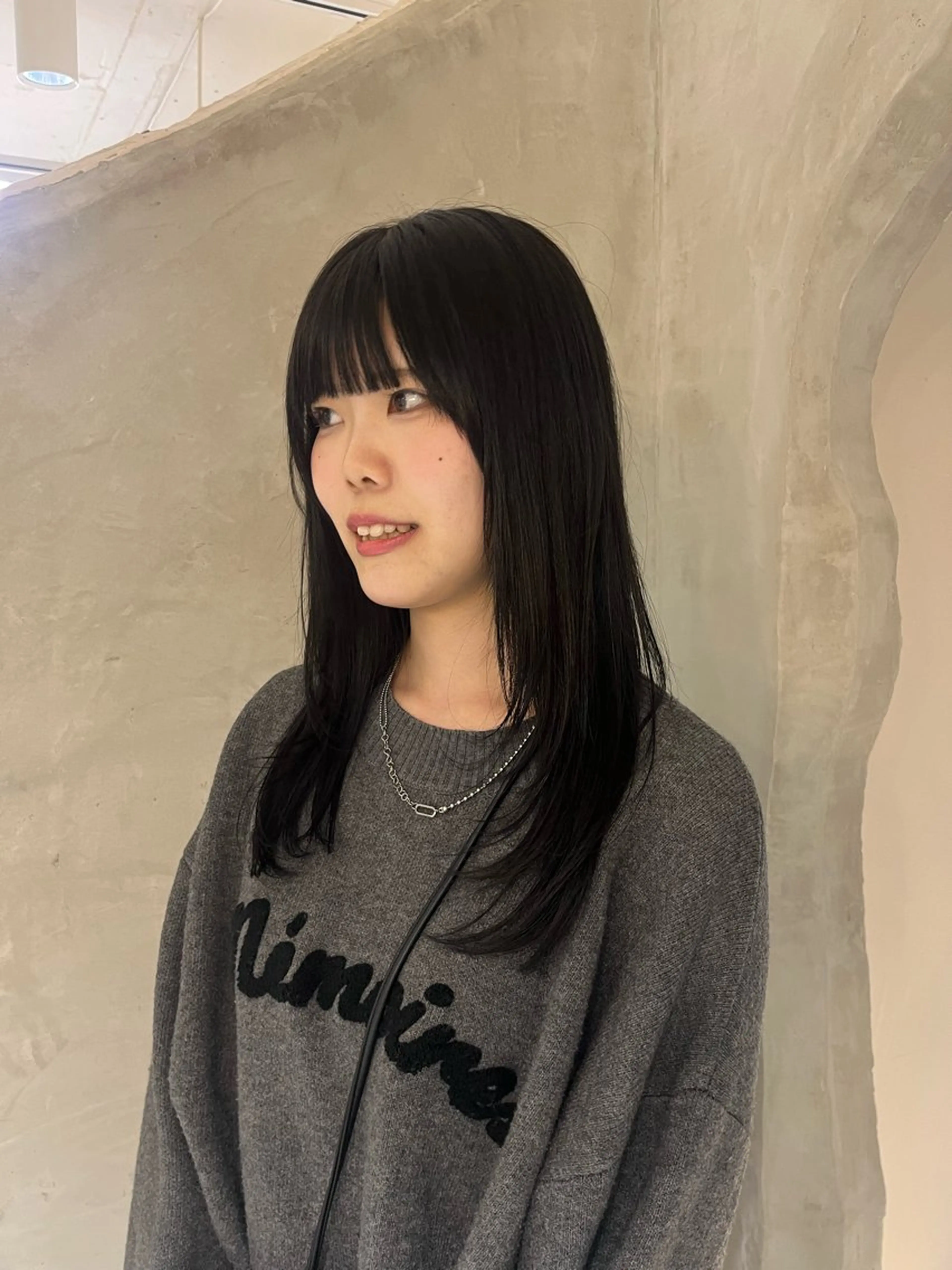 セミロング カット トリートメント effect横浜所属・切りっぱなしボブ/ 艶カラー/綾莉のヘアスタイル