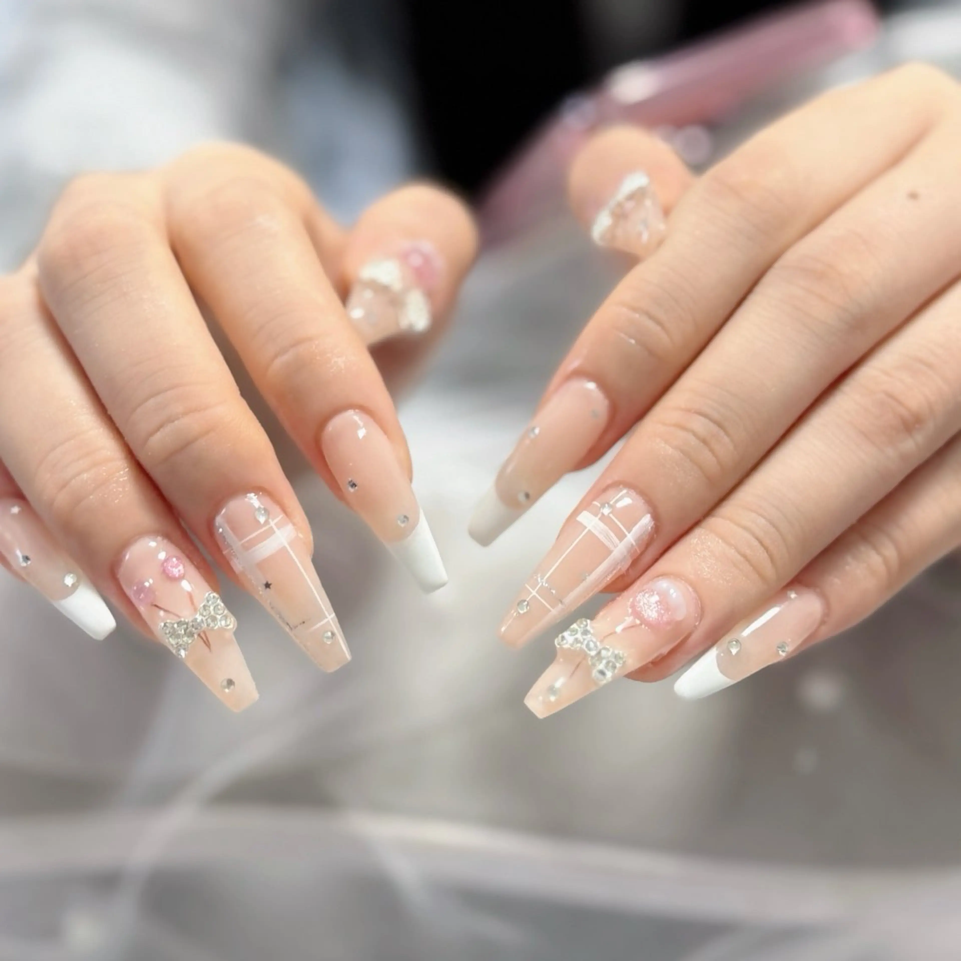 ネイル フットネイル フレンチネイル グラデーション 韓国ネイル ロングネイル ハンドネイル Hani Nail Salonのネイルデザイン